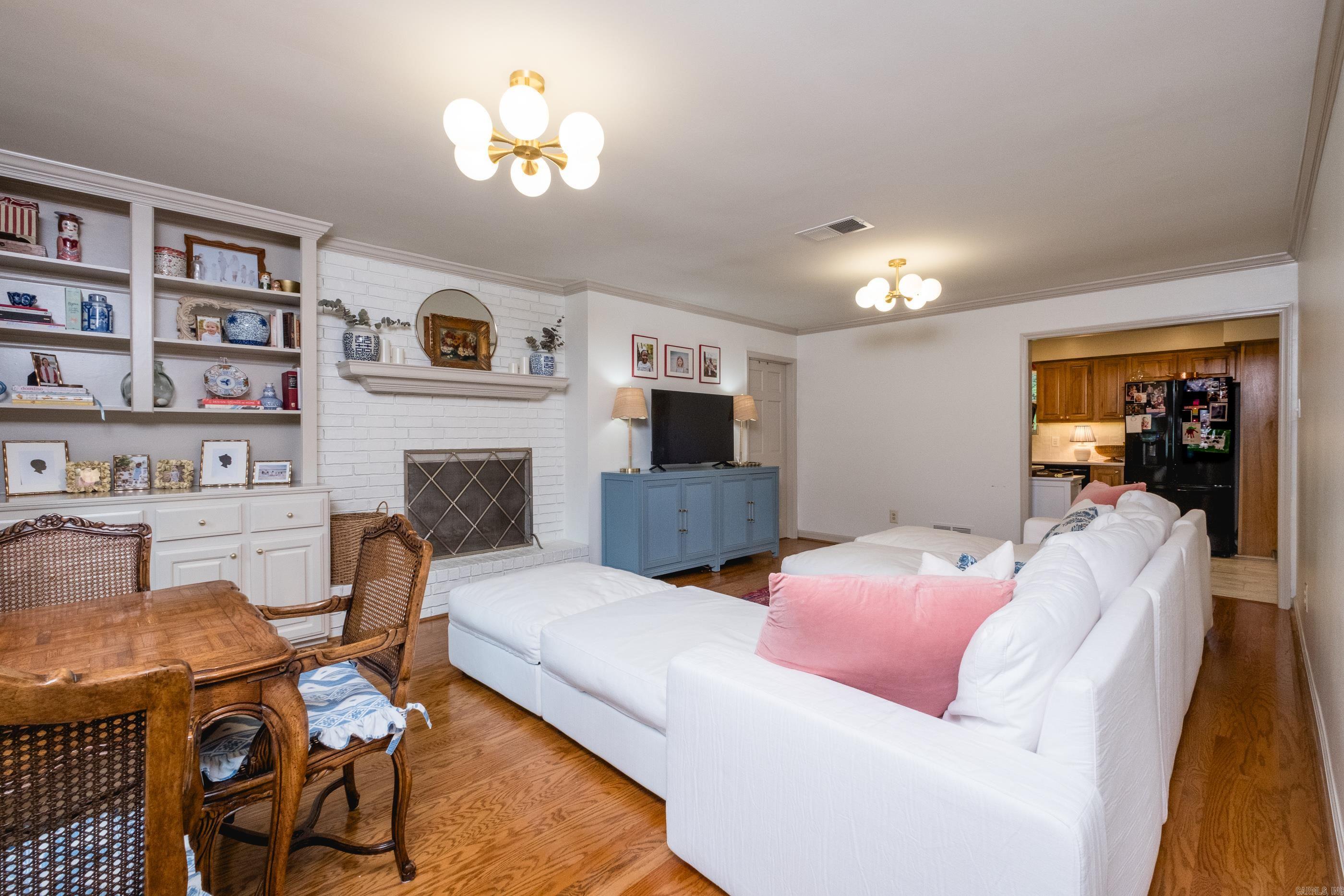 PLEASANT VALLEY - Residential