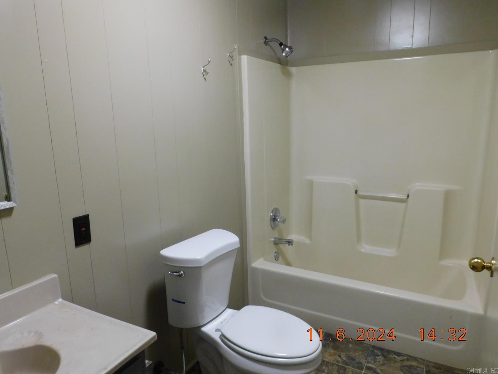 Sherwood Estates - Residential Lease