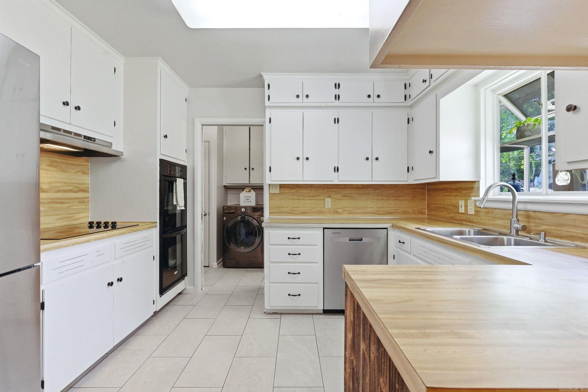 ELLIS ACRES - Residential