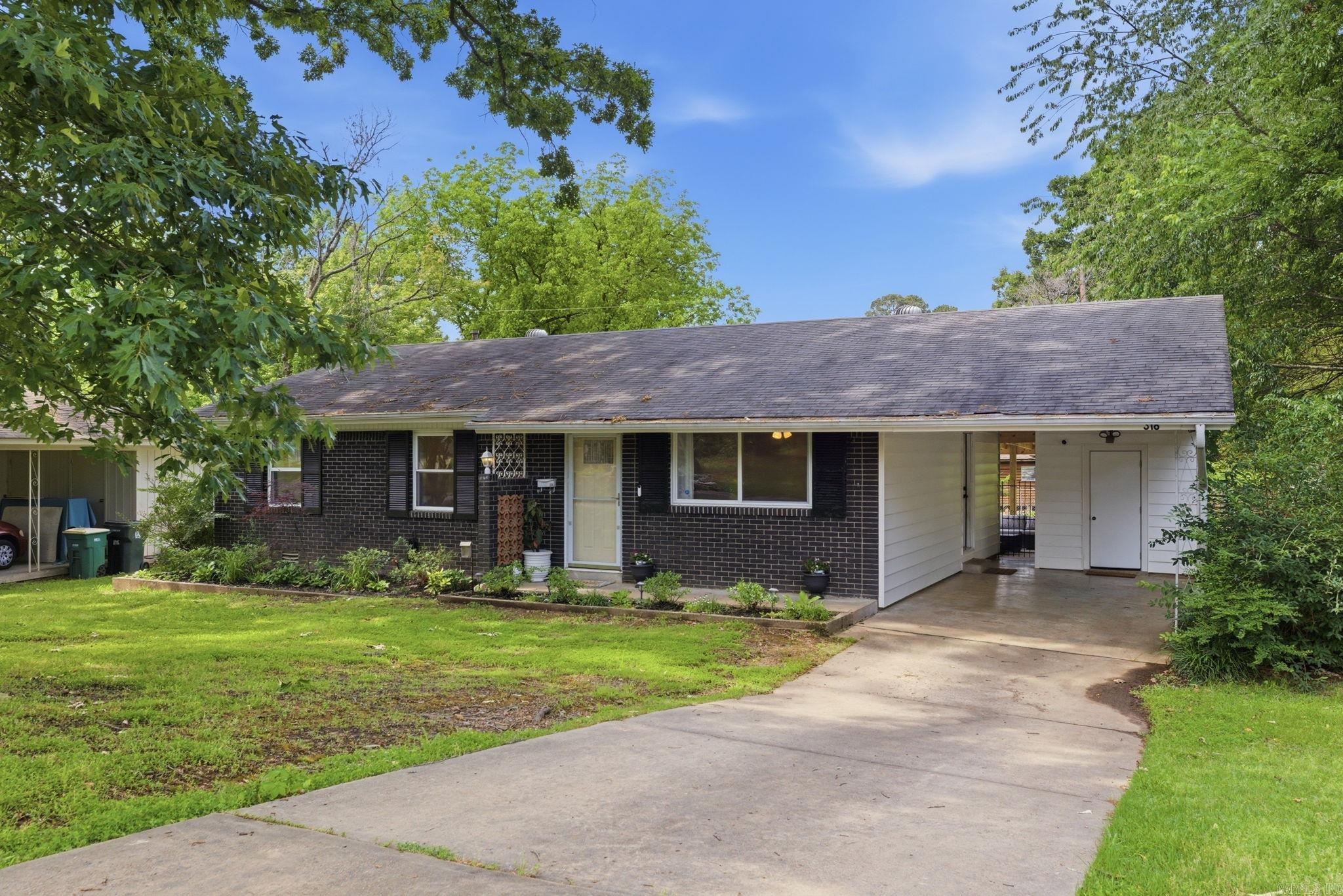 ELLIS ACRES - Residential