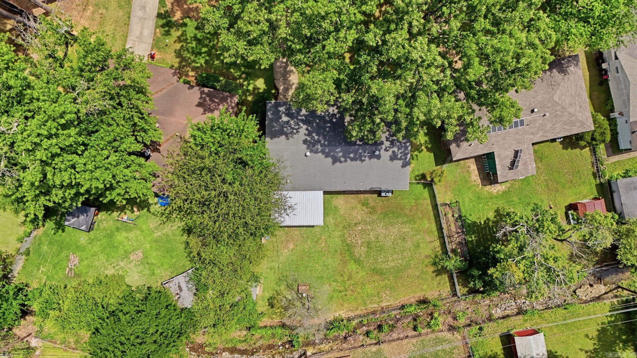 ELLIS ACRES - Residential