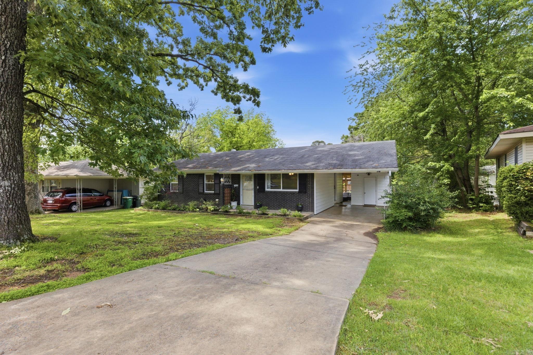ELLIS ACRES - Residential