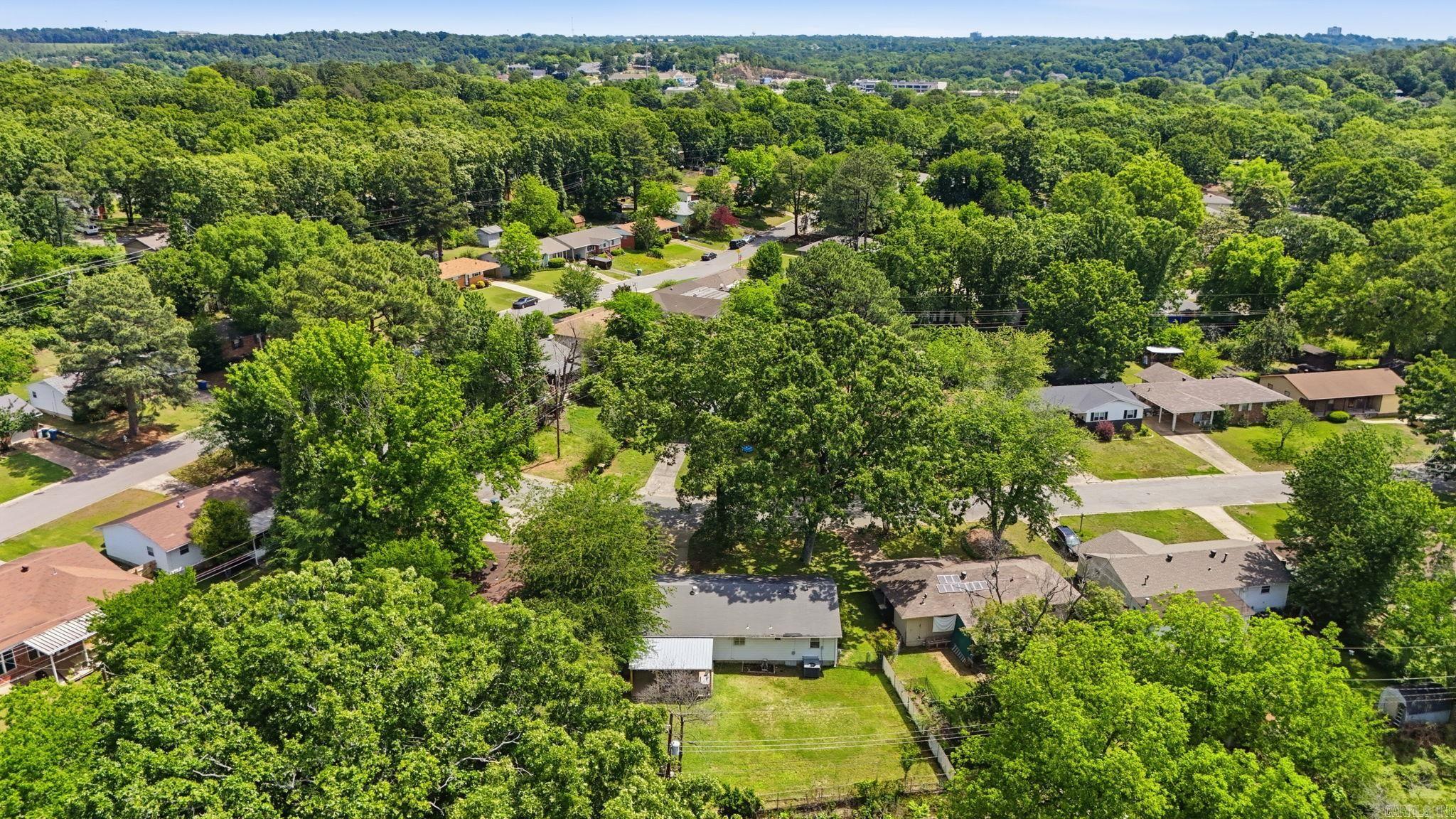 ELLIS ACRES - Residential