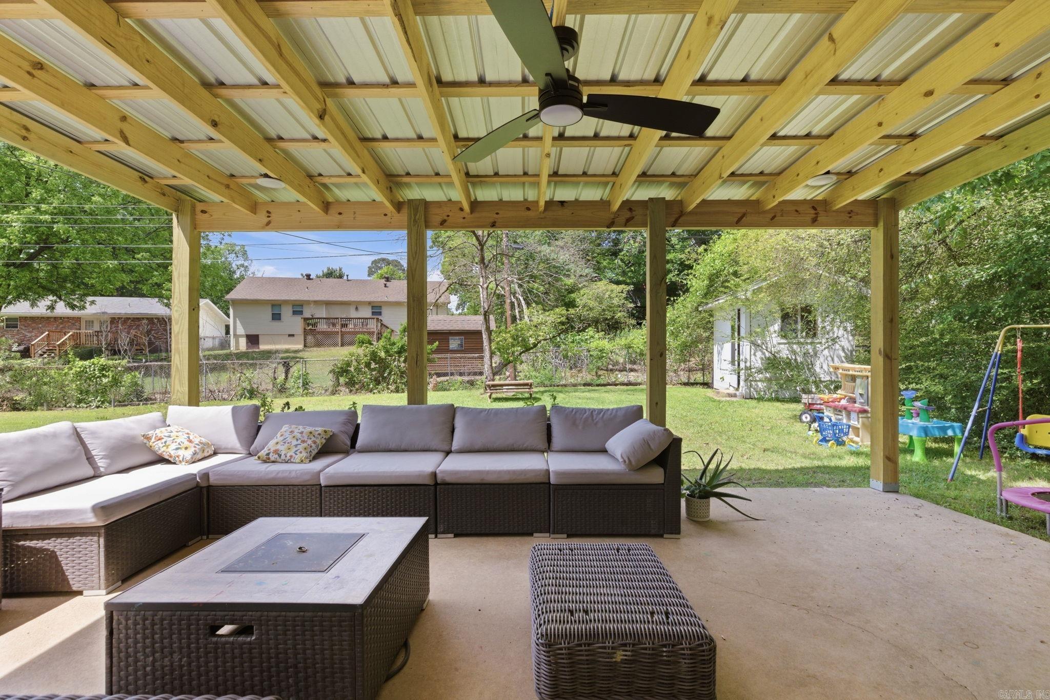 ELLIS ACRES - Residential
