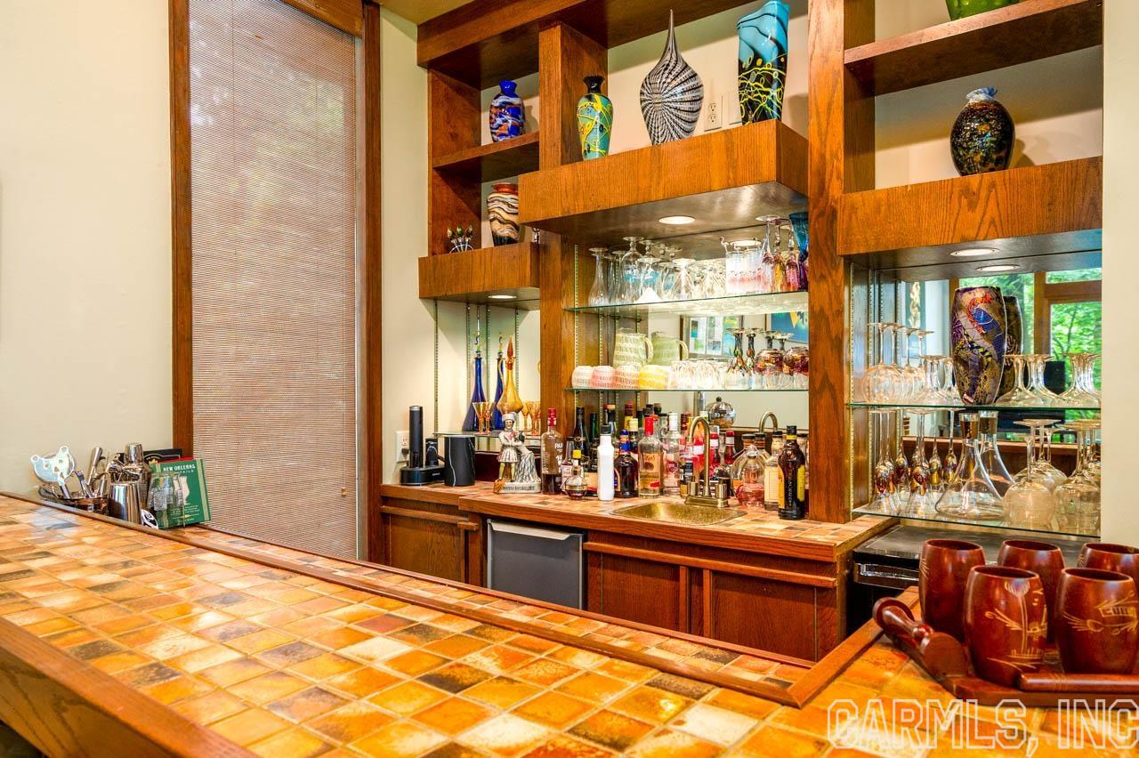 RIVER RIDGE - Residential