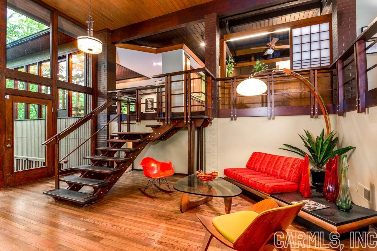 RIVER RIDGE - Residential