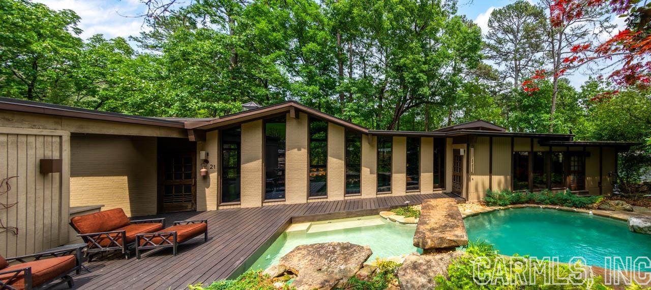 RIVER RIDGE - Residential