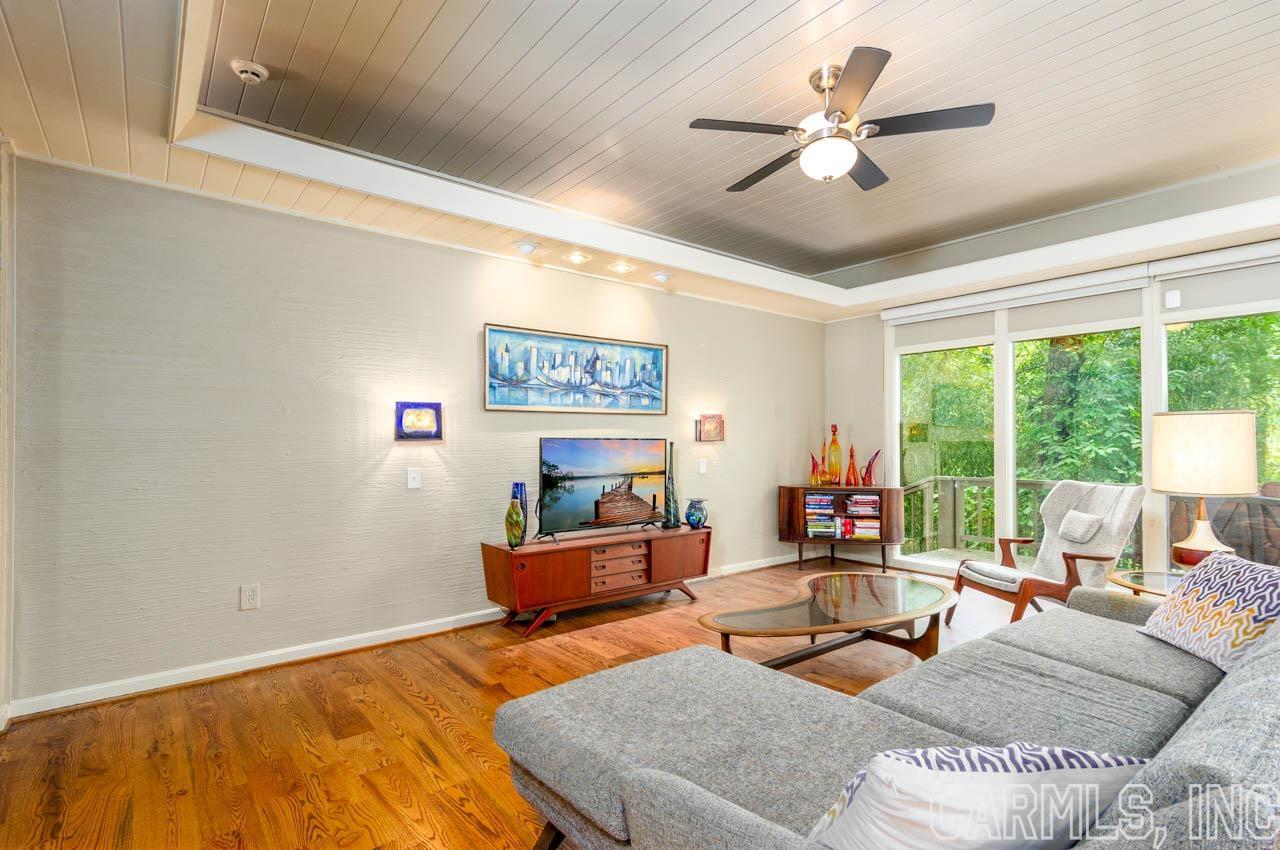 RIVER RIDGE - Residential