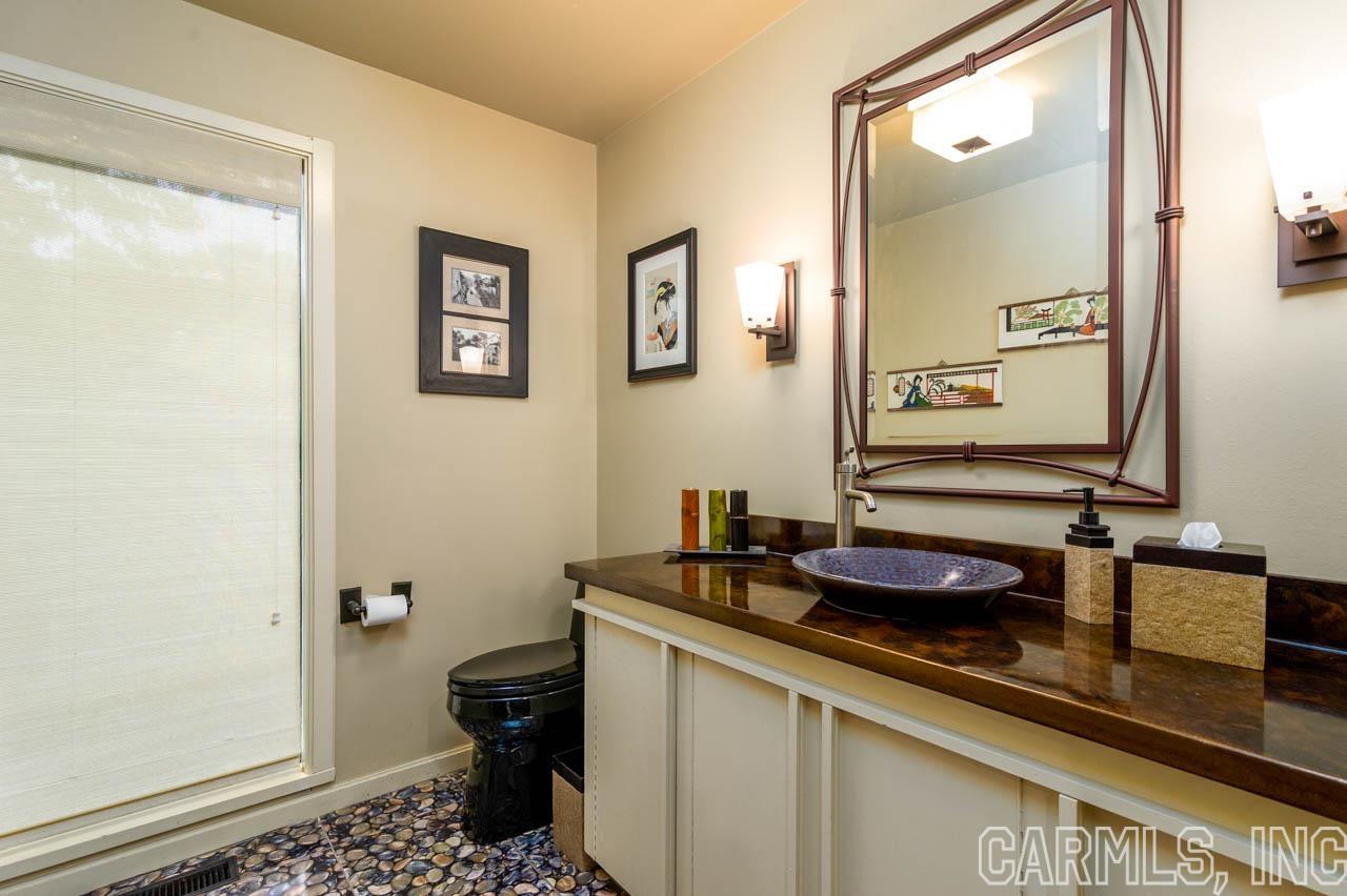 RIVER RIDGE - Residential