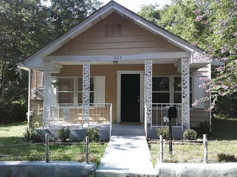 Photo of Hot Springs, AR 71913 (MLS # 26026511)