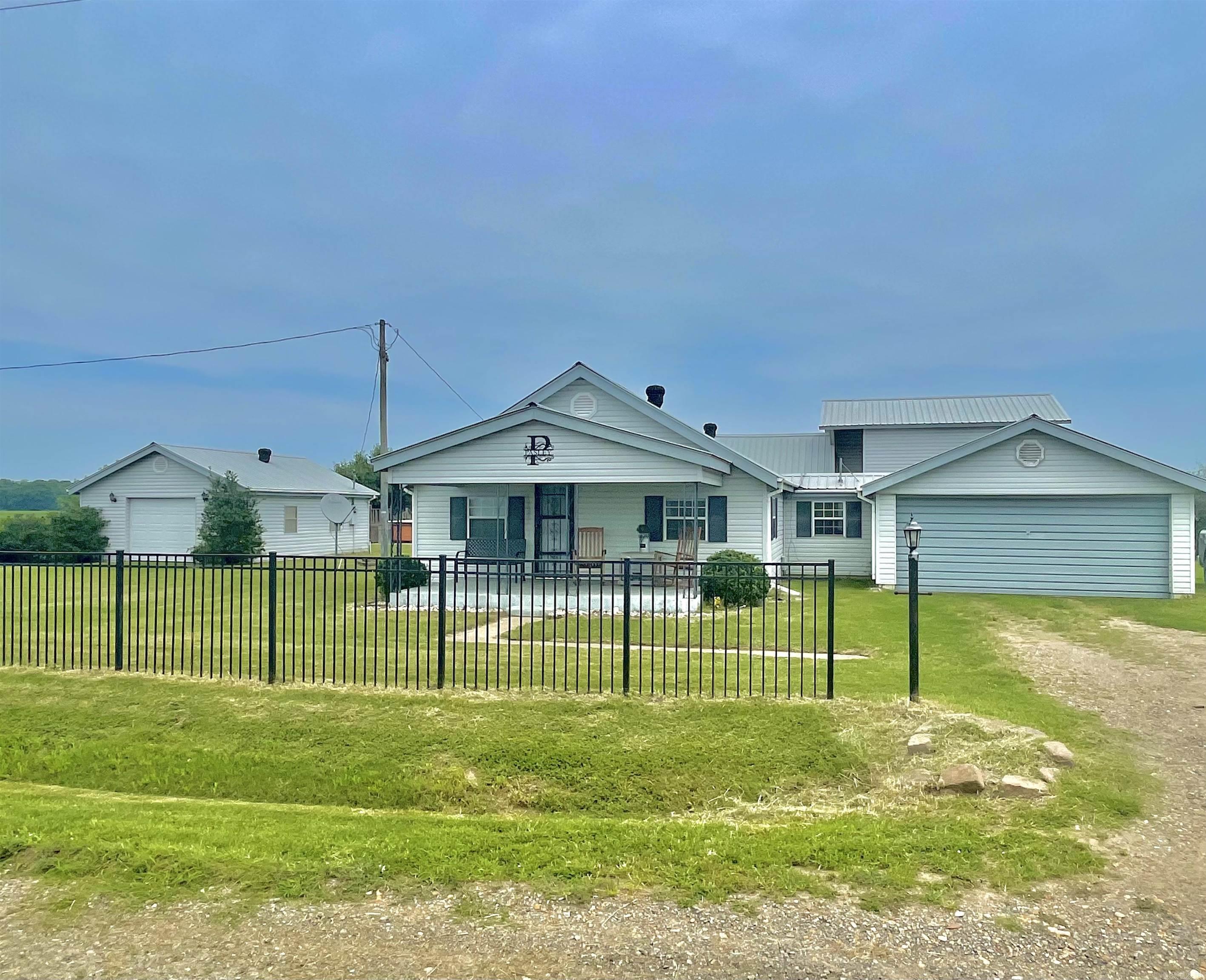 Metes & Bounds - Residential