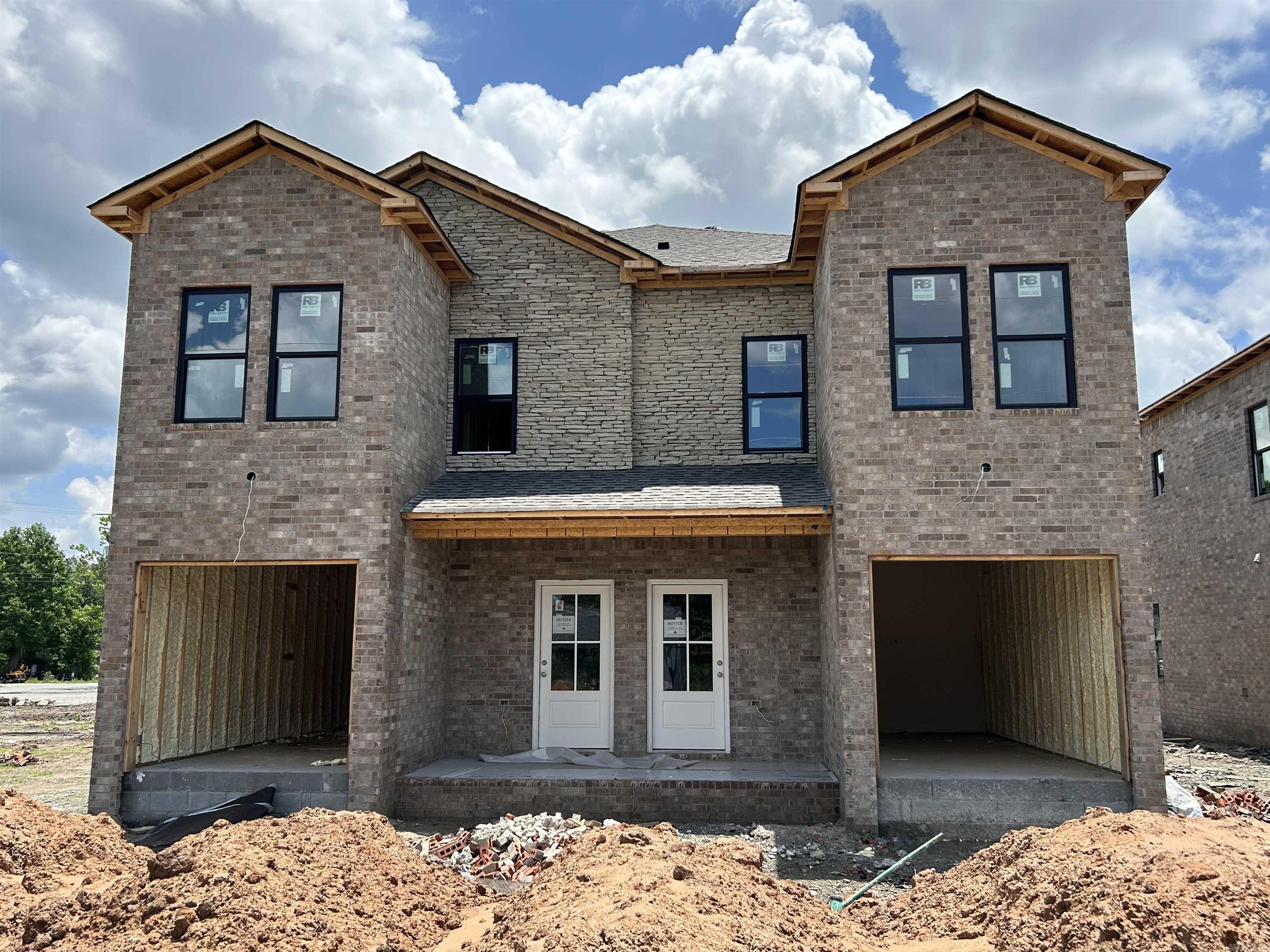 Look at these beauties! All brick/stone NEW CONSTRUCTION DUPLEXES in the heart of Jacksonville! Each unit is 3bed/2 1/2 bath! One car garage opens into the downstairs living space with a half bath for convenience. Upstairs contains primary bedroom at the back with its own bathroom and walk-in closet, as well as two additional bedrooms with a bathroom in-between. Hall laundry makes for the ultimate in convenience! Luxury vinyl throughout will make this renter-ready! SEE AGENT REMARKS!