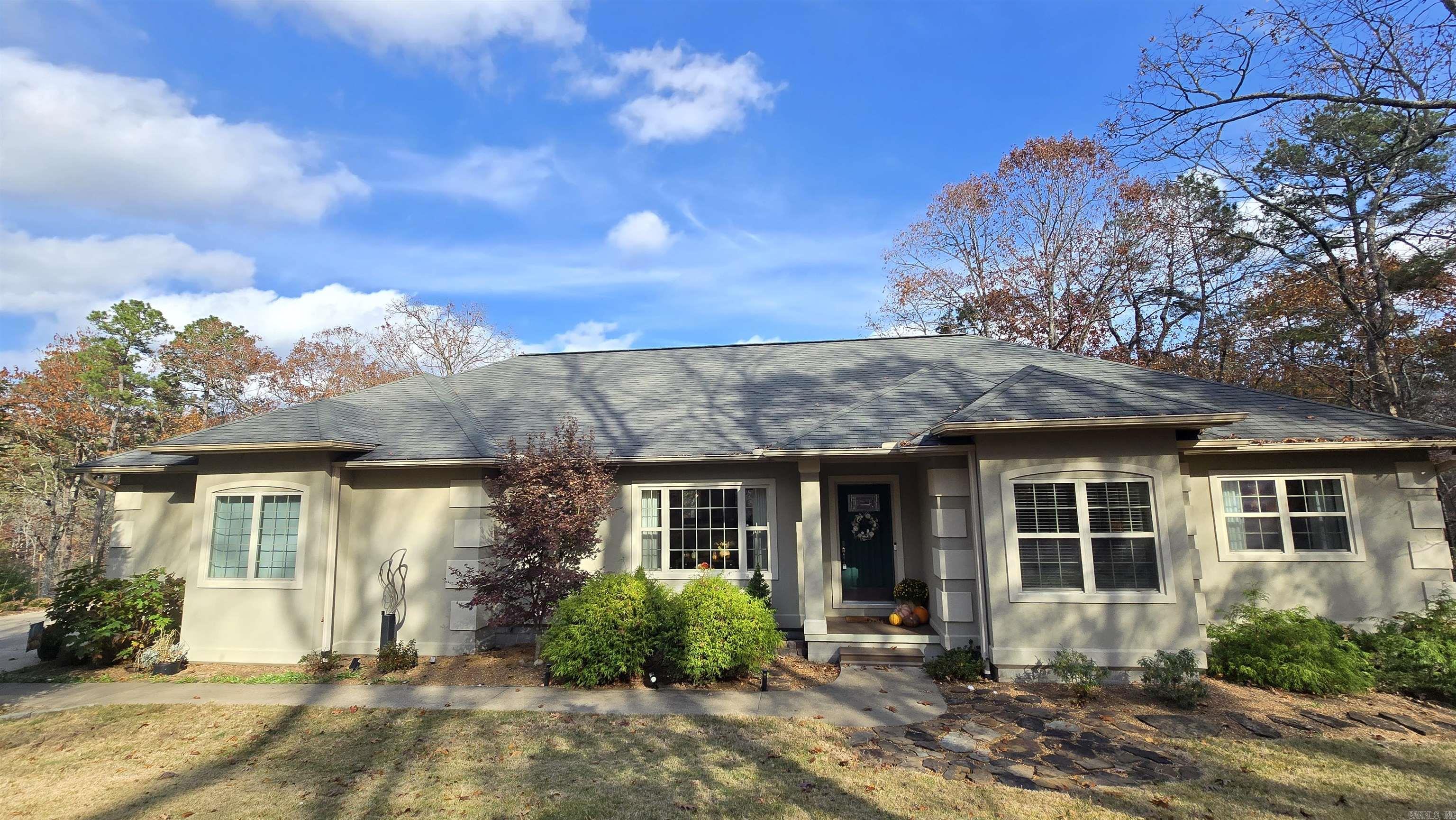 MOUNTAIN AIRE EAST LAKESIDE - Residential