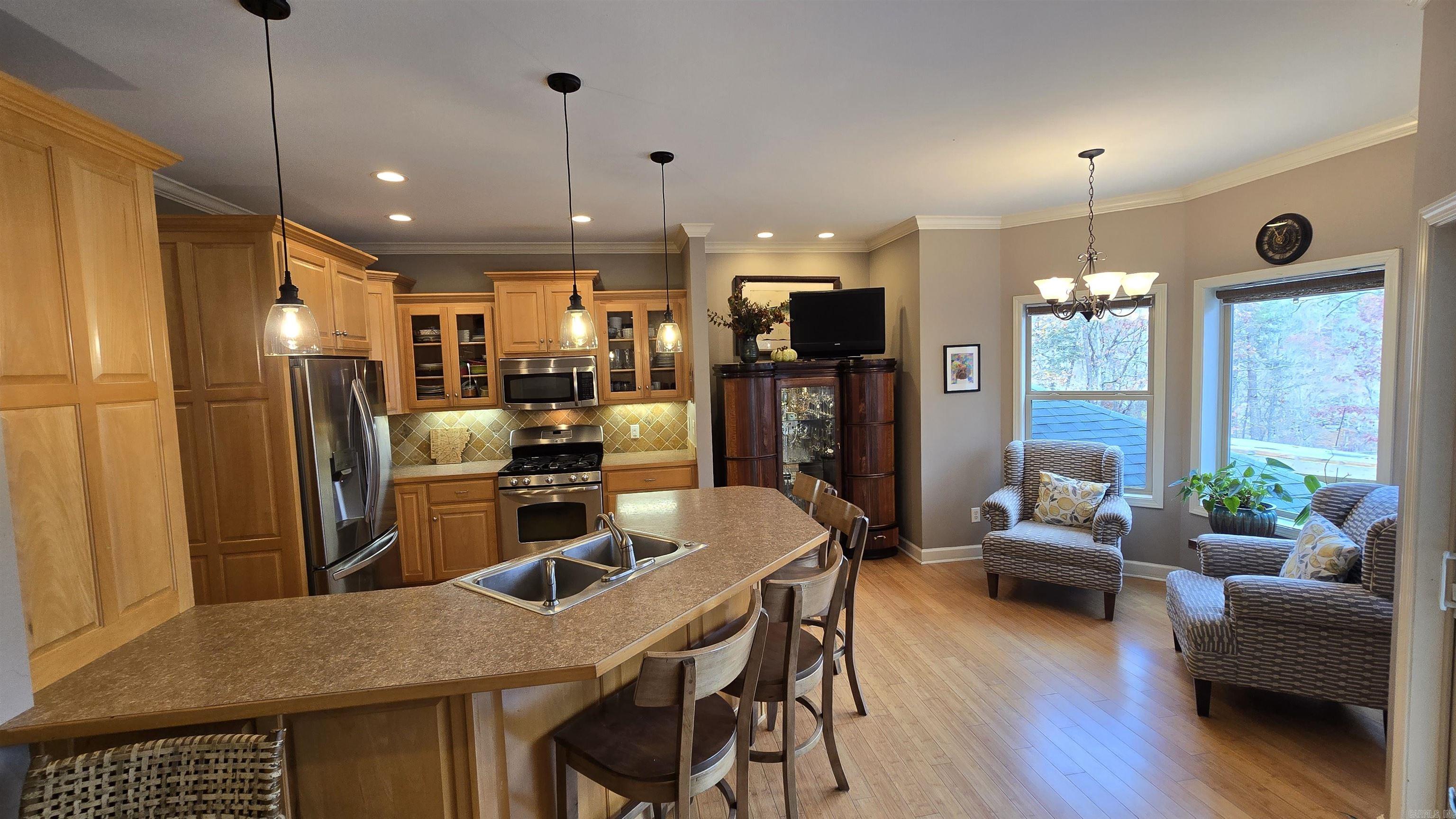 MOUNTAIN AIRE EAST LAKESIDE - Residential