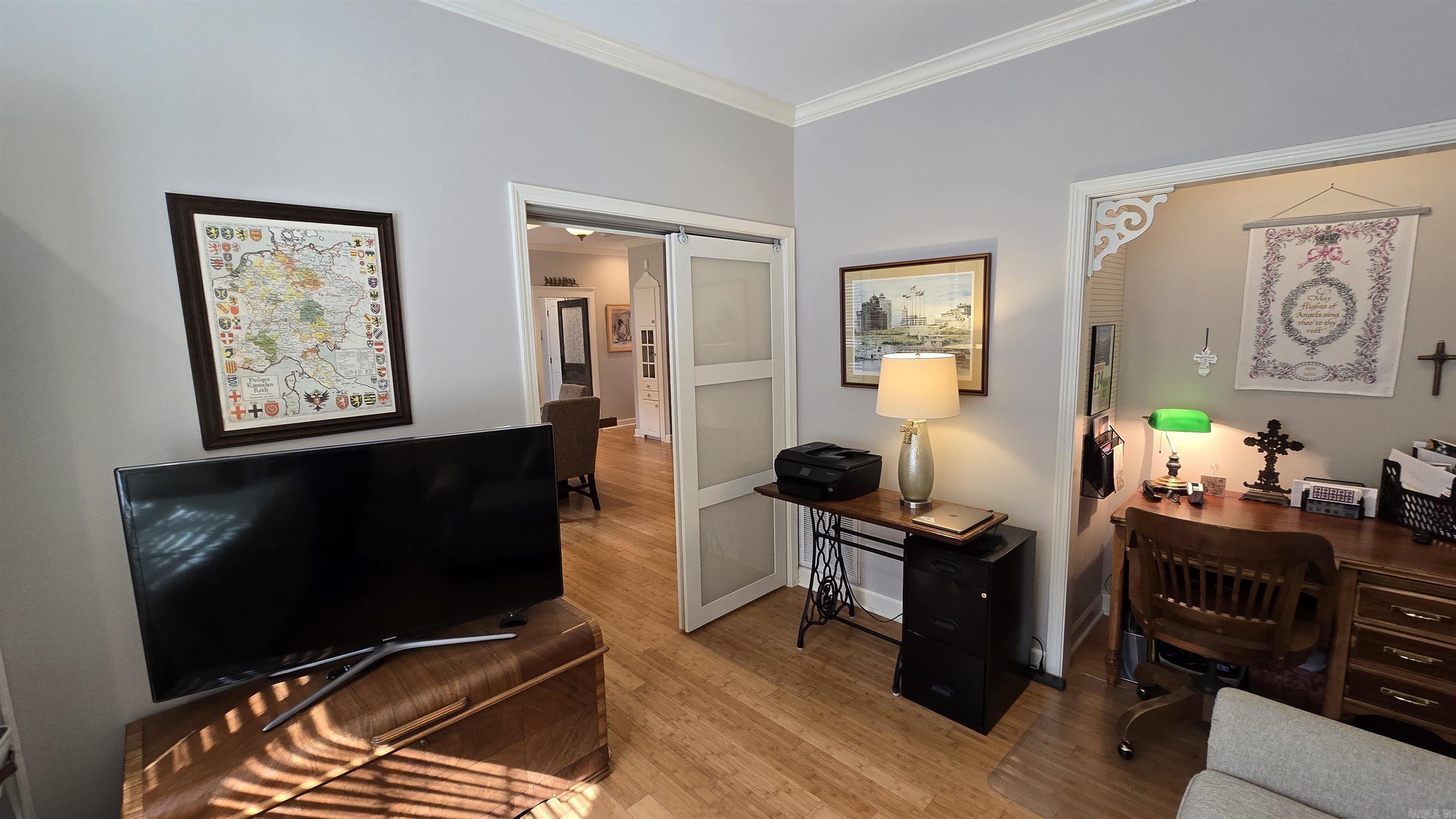 MOUNTAIN AIRE EAST LAKESIDE - Residential