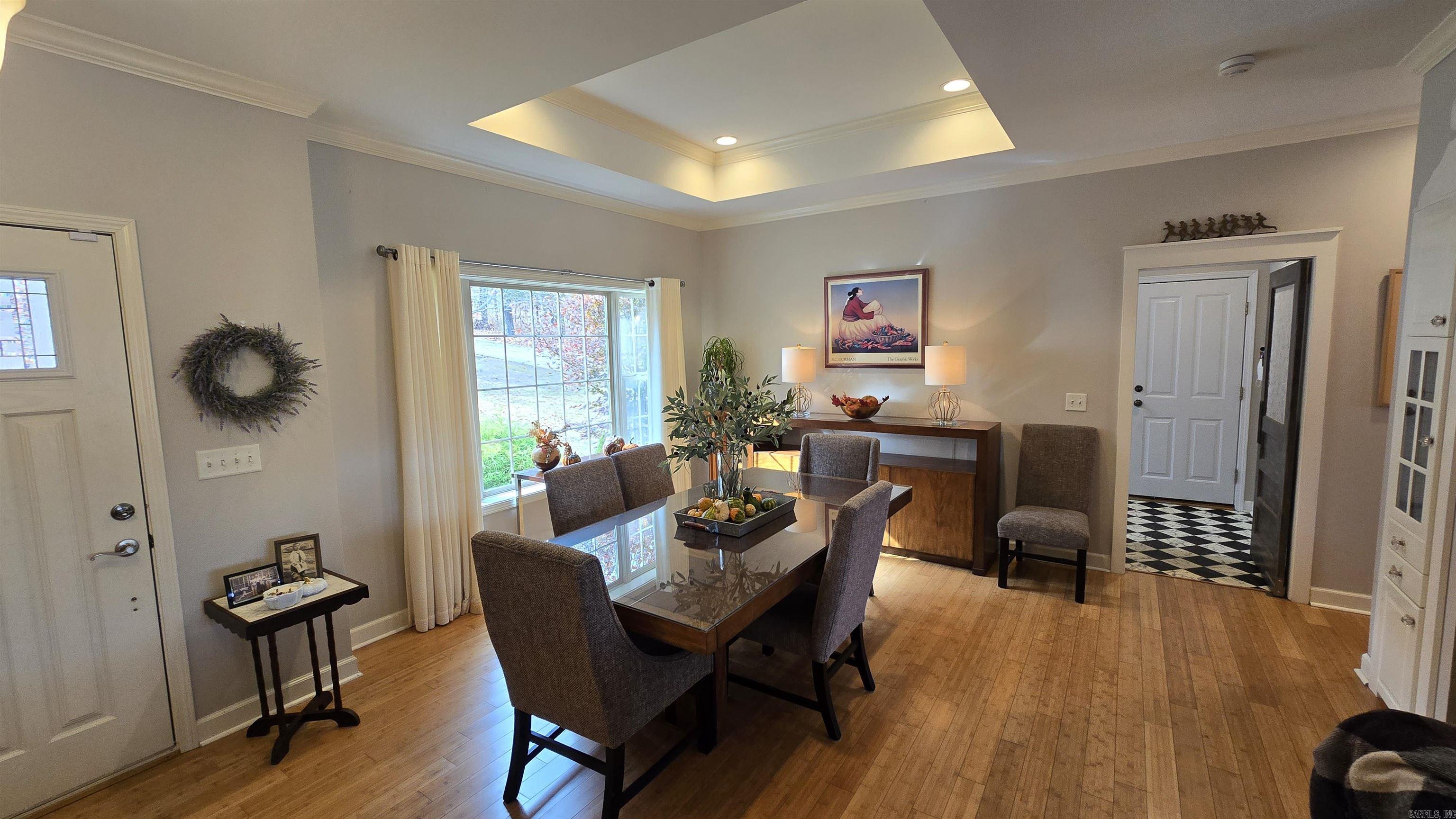 MOUNTAIN AIRE EAST LAKESIDE - Residential