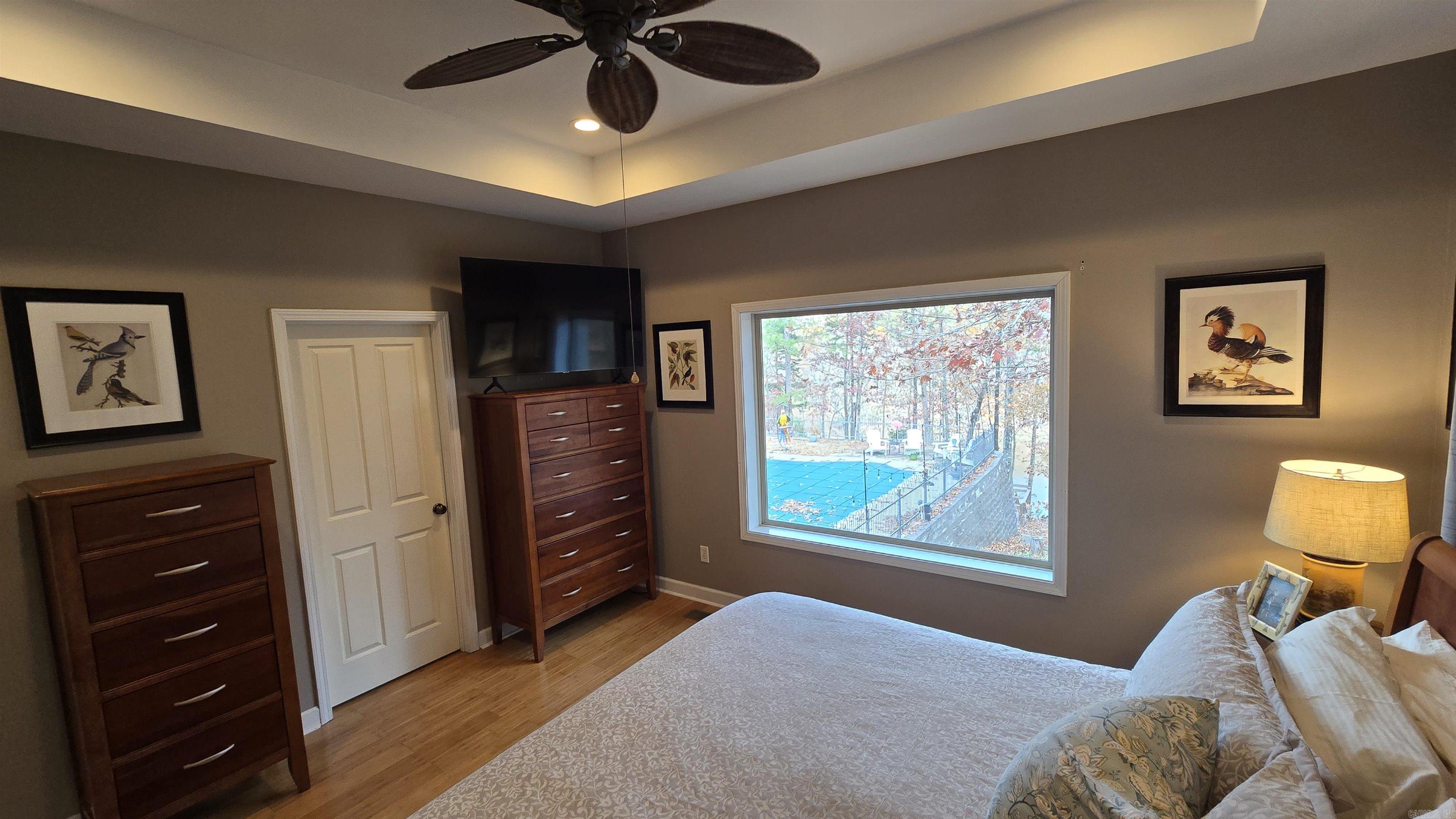 MOUNTAIN AIRE EAST LAKESIDE - Residential