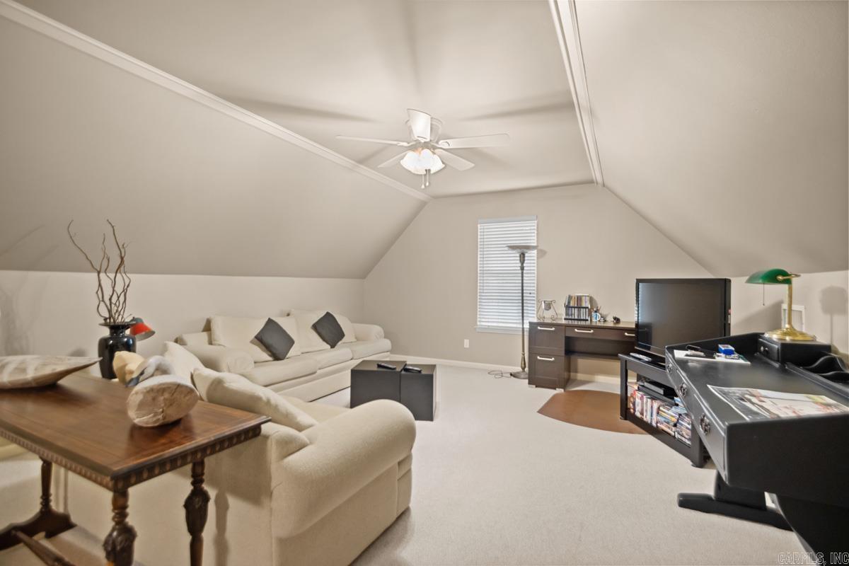 SECLUDED HILLS ADDN - Residential