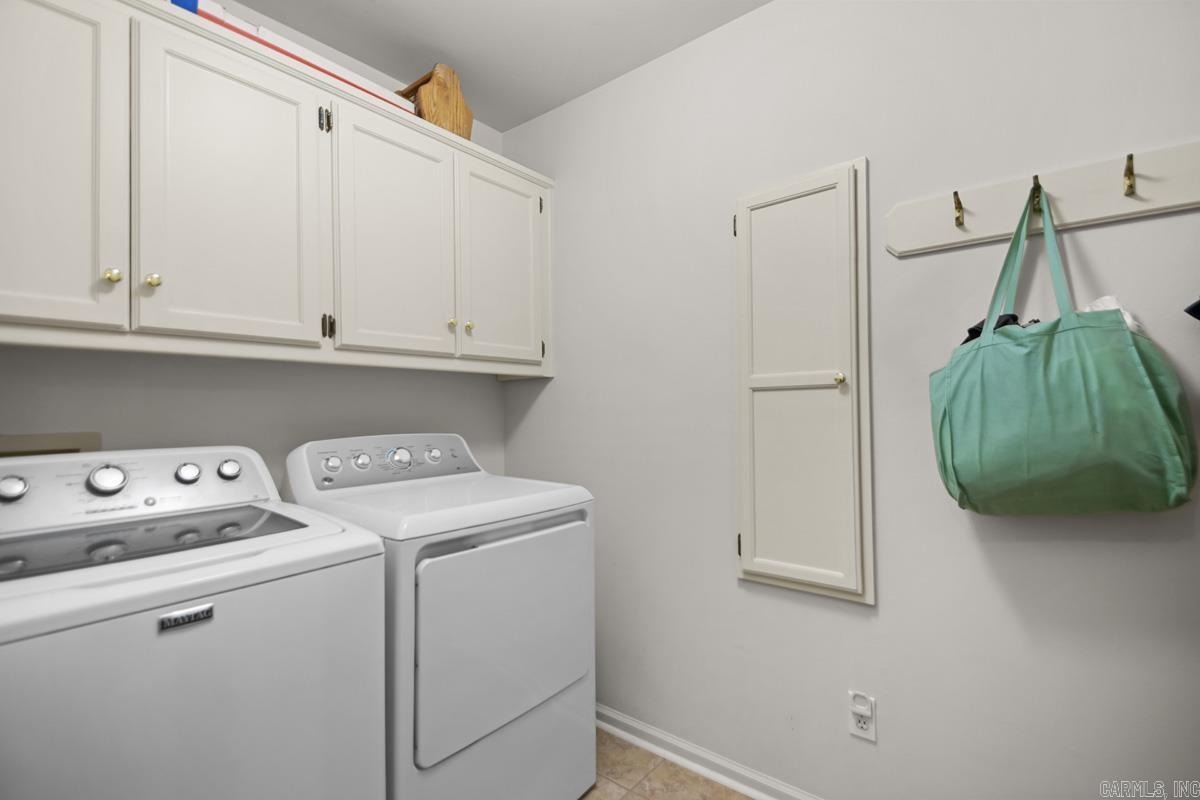 SECLUDED HILLS ADDN - Residential