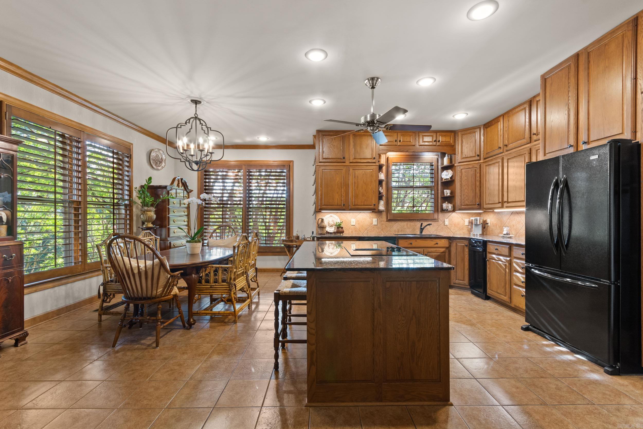 WOODRIDGE TOWNHOMES - Residential