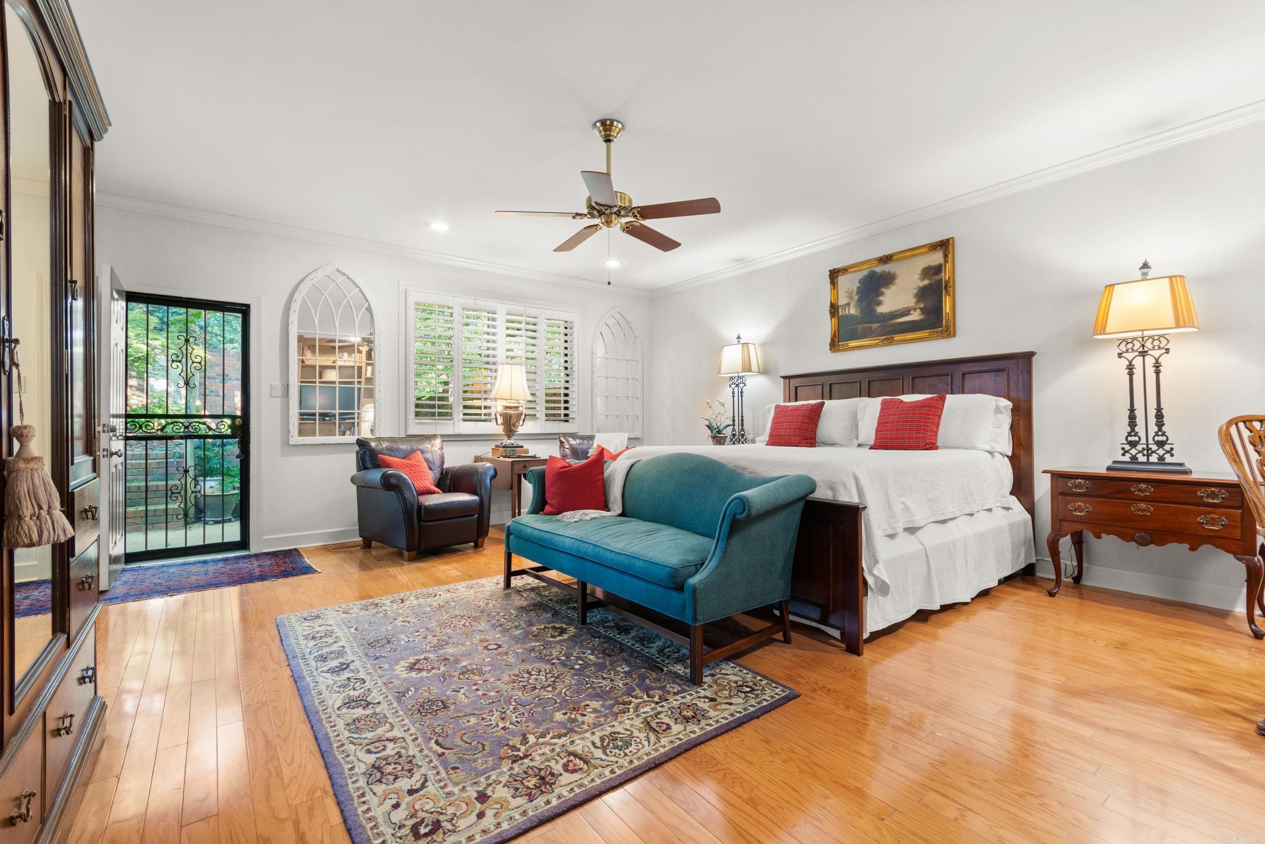 WOODRIDGE TOWNHOMES - Residential