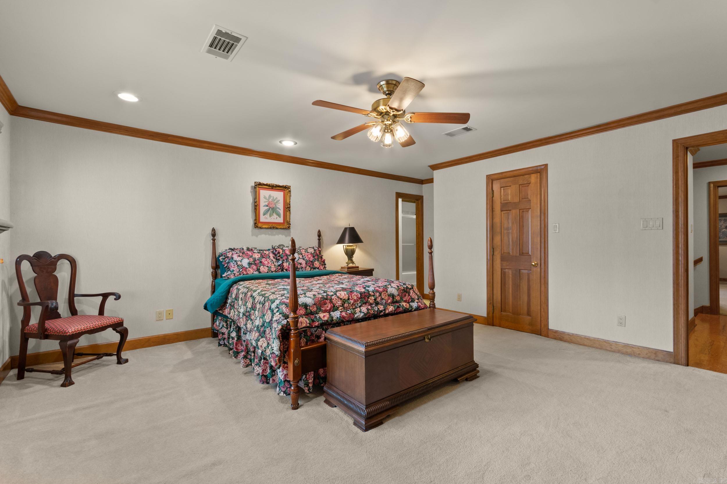 WOODRIDGE TOWNHOMES - Residential