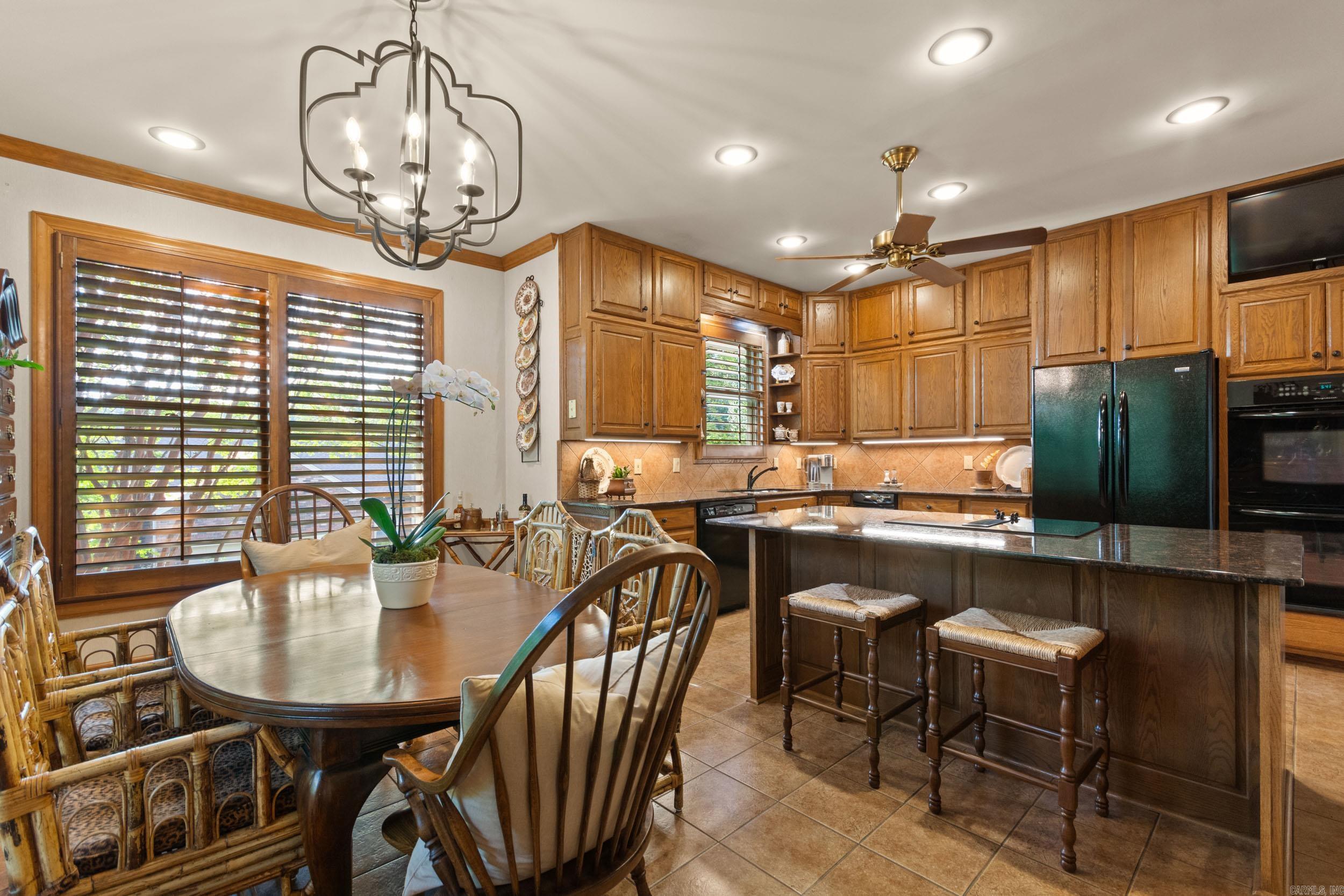 WOODRIDGE TOWNHOMES - Residential