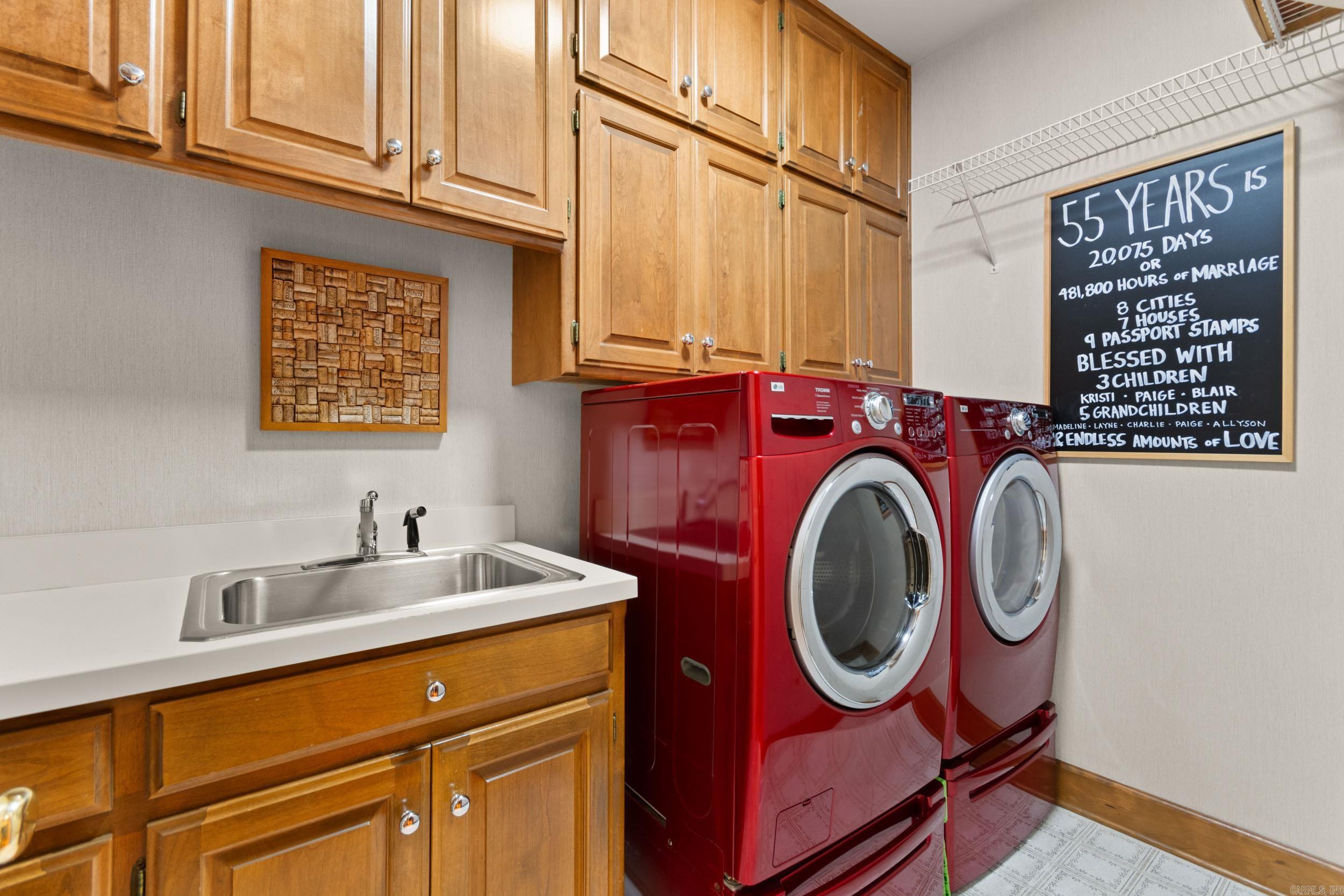 WOODRIDGE TOWNHOMES - Residential