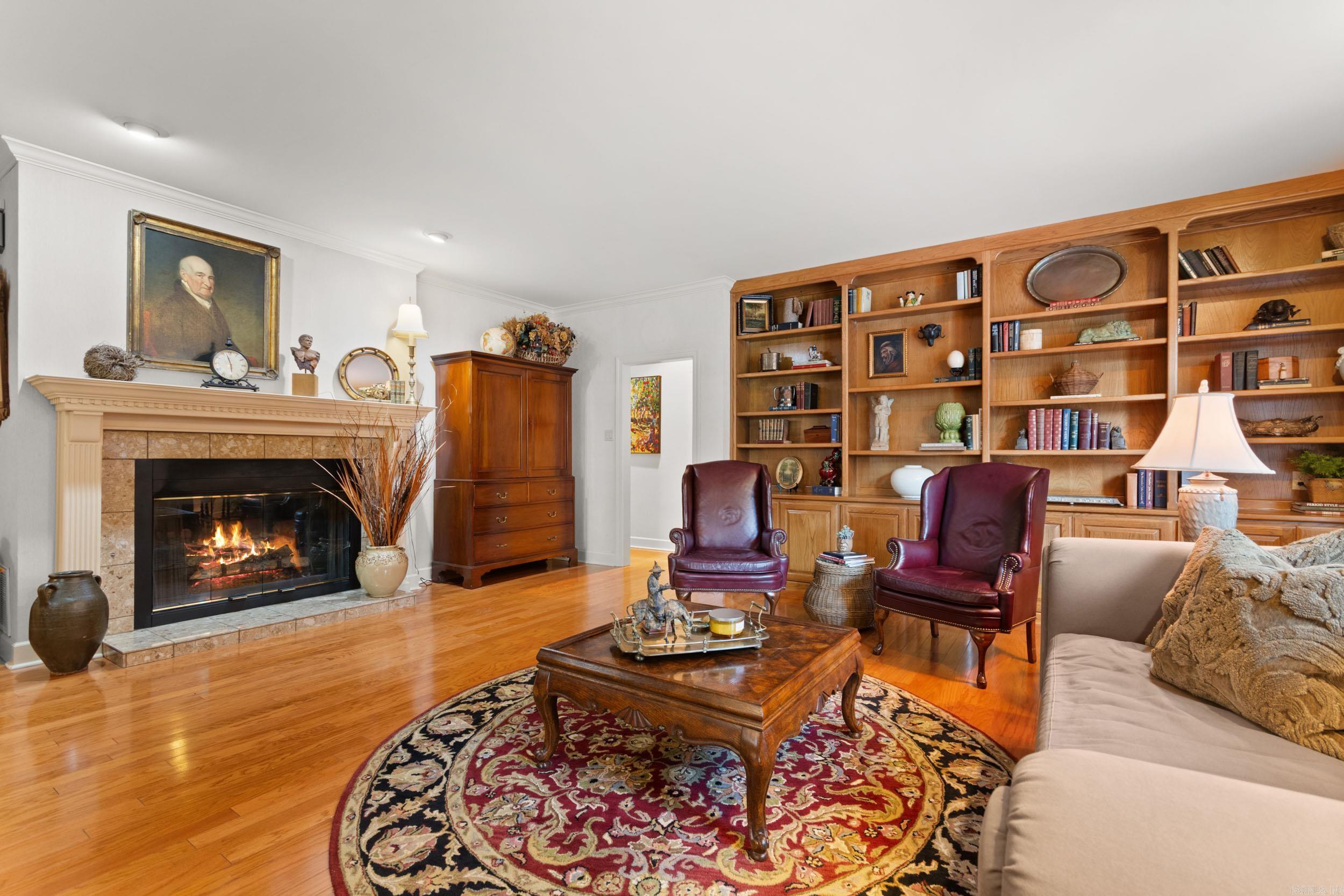 WOODRIDGE TOWNHOMES - Residential