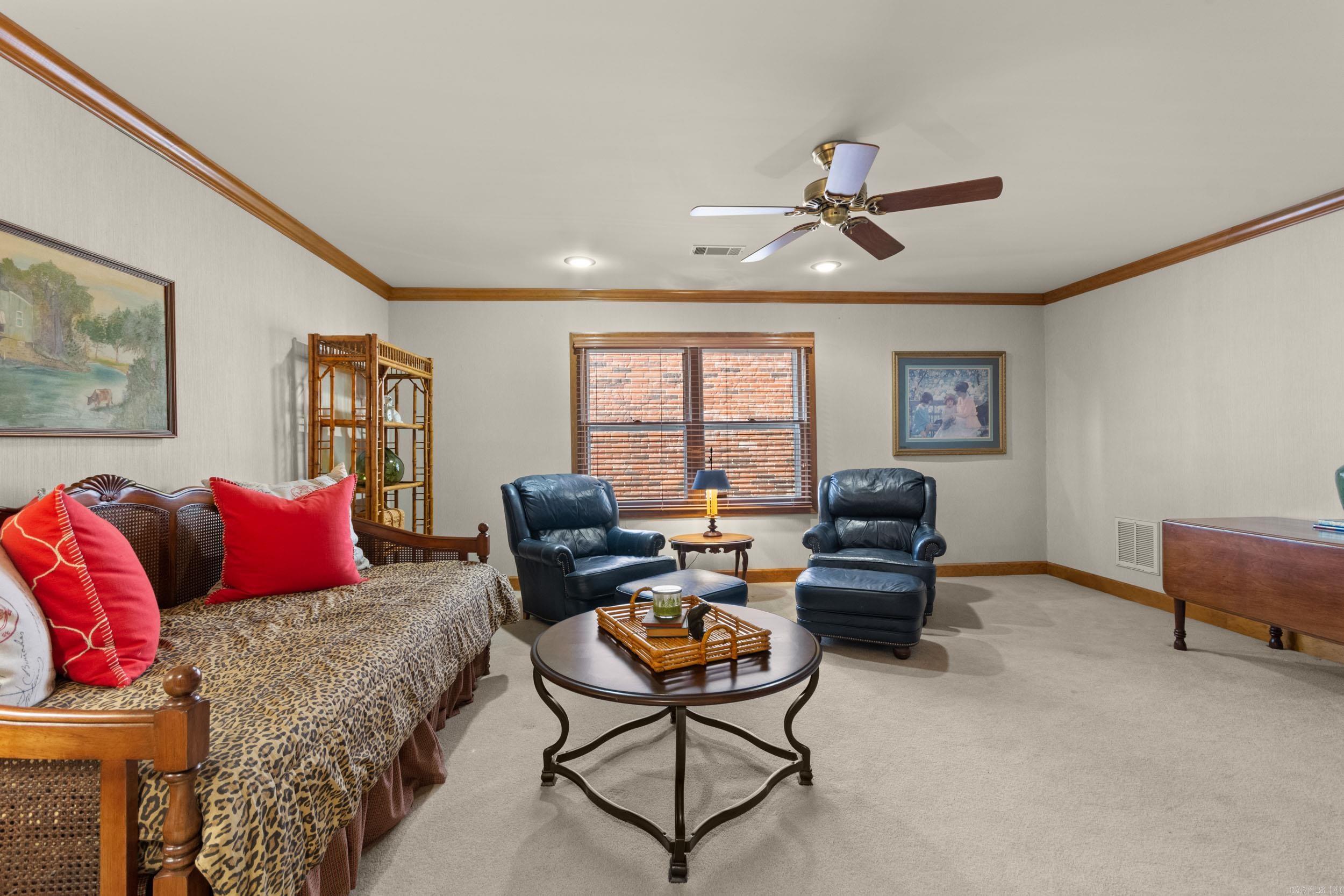 WOODRIDGE TOWNHOMES - Residential