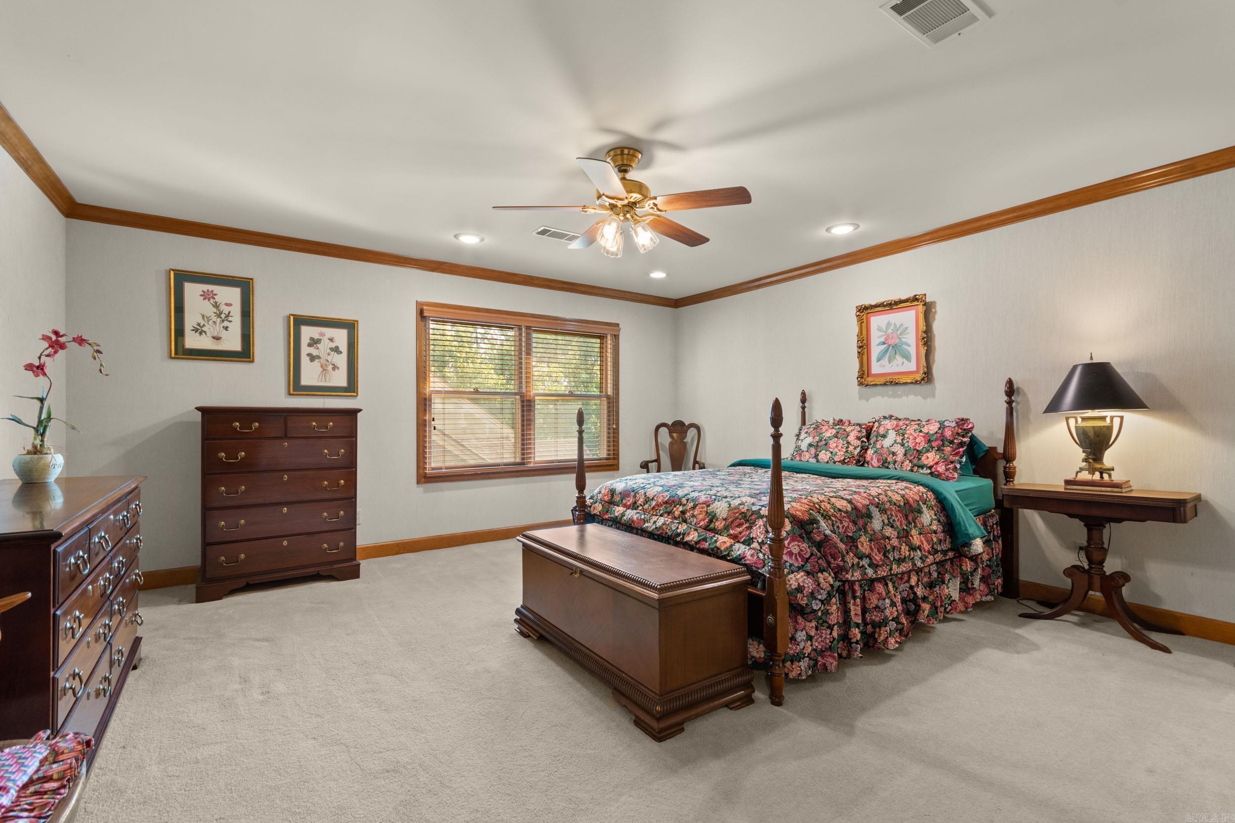 WOODRIDGE TOWNHOMES - Residential