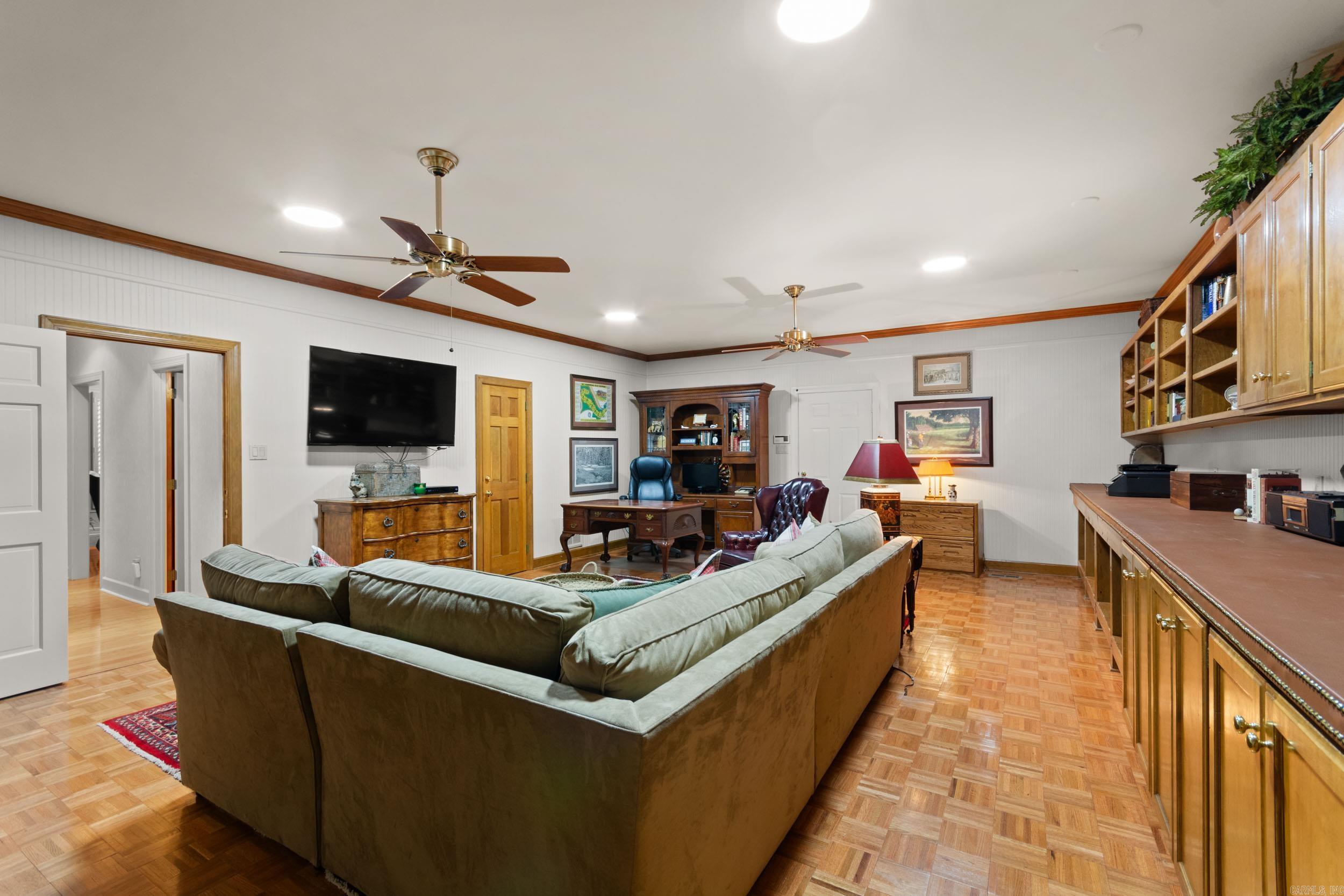 WOODRIDGE TOWNHOMES - Residential