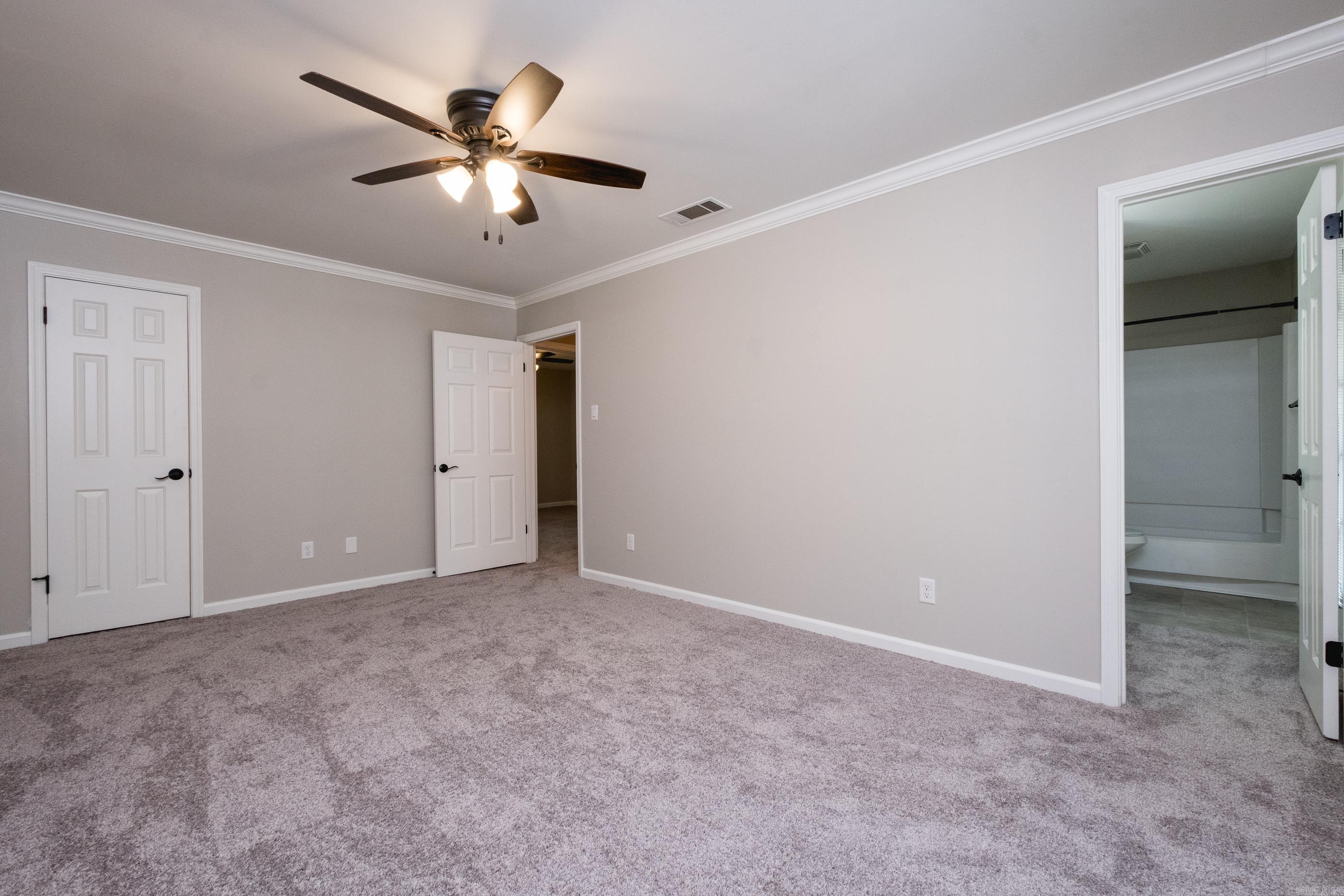 KINGSBRIDGE TWNHSE - Residential