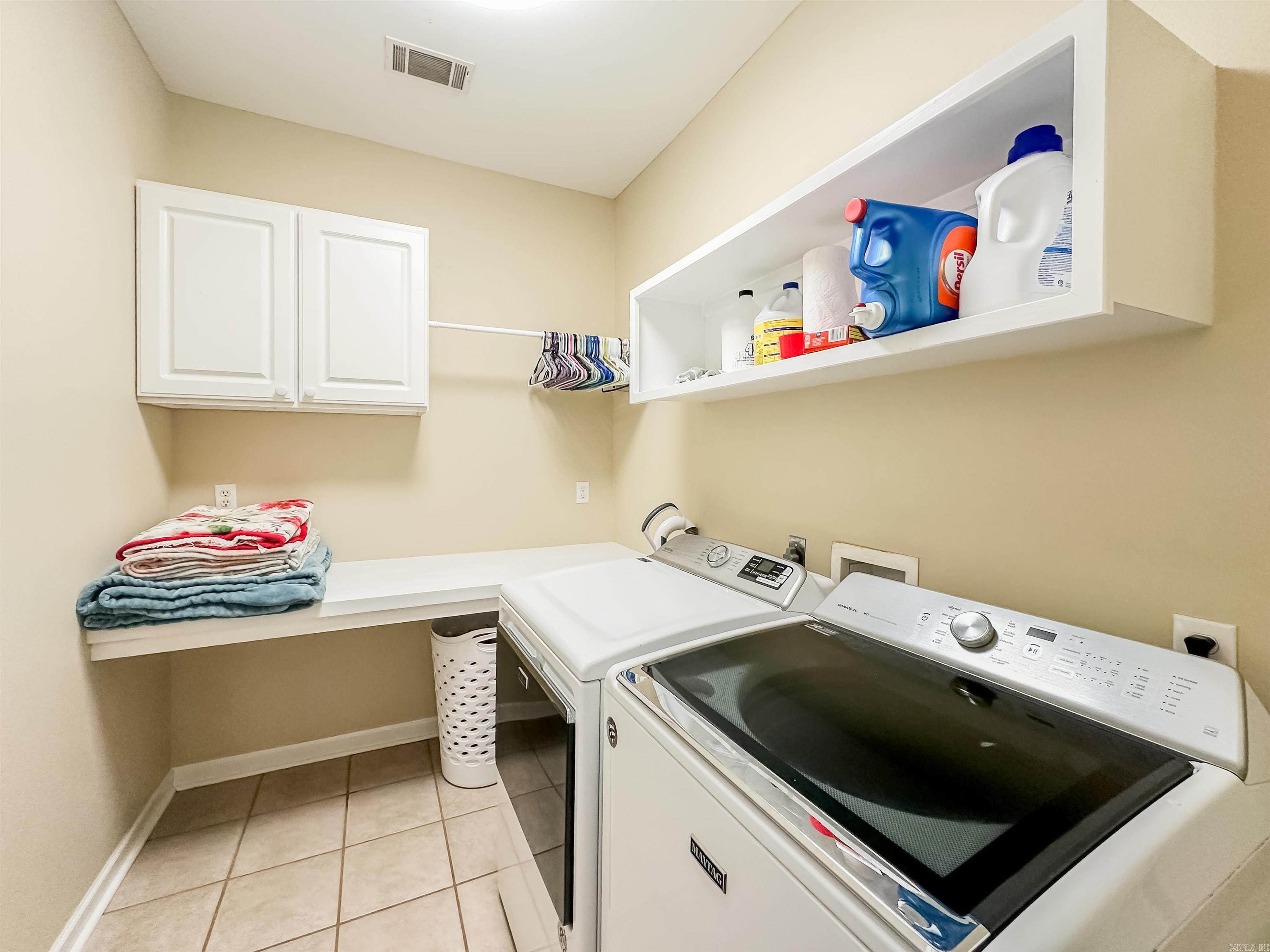 ALLEN POINT - Residential