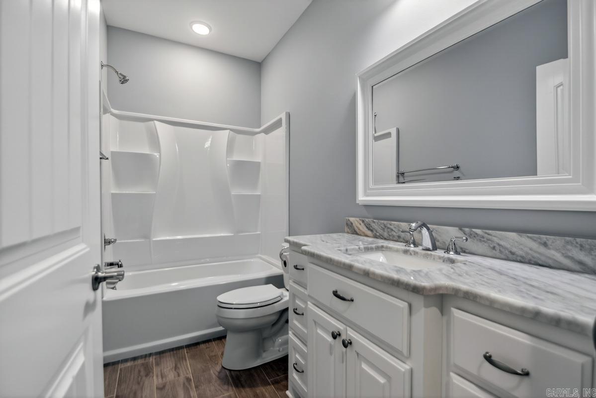 RONQUILLO - Residential