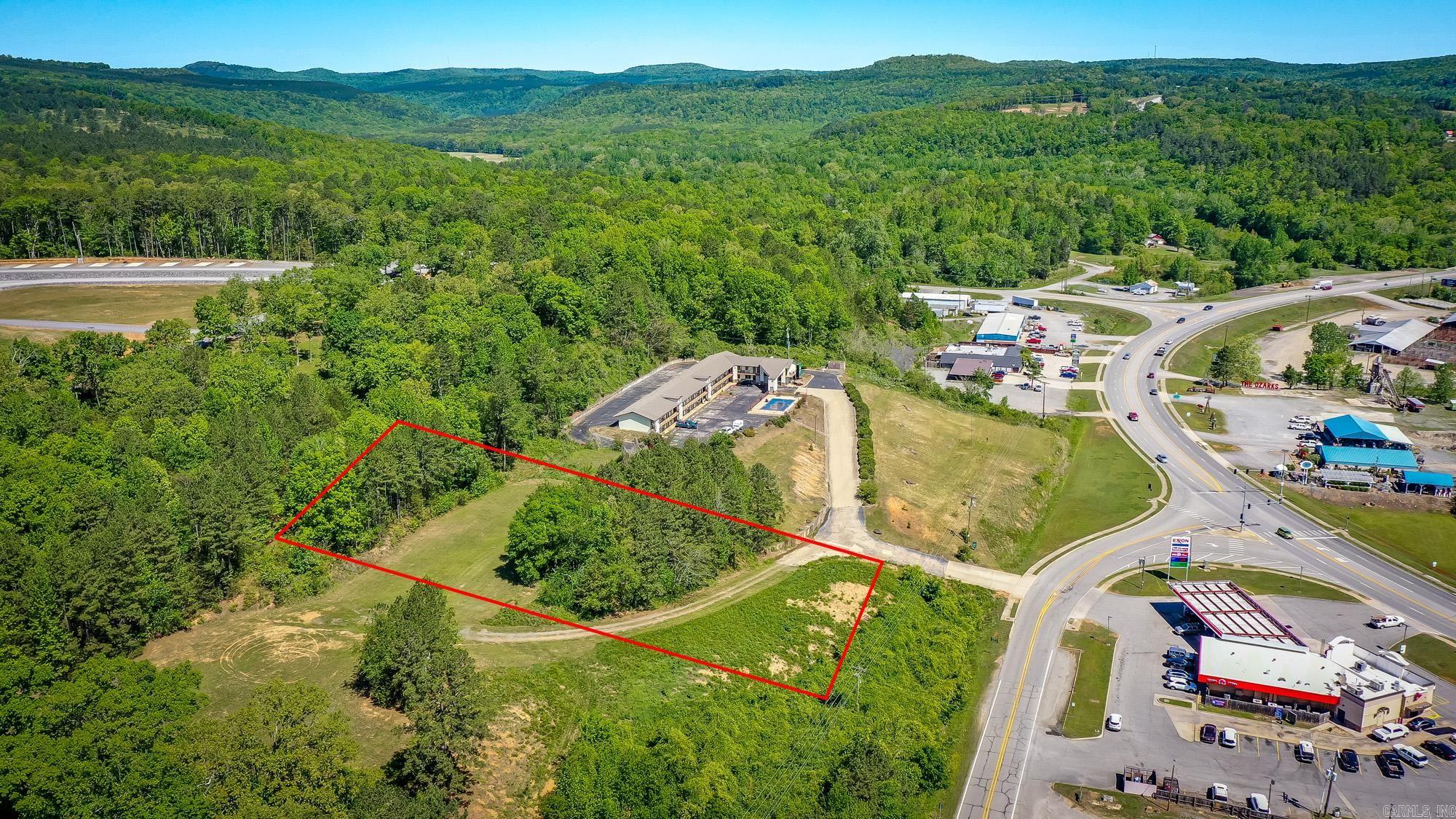 01C Clinton City - Land