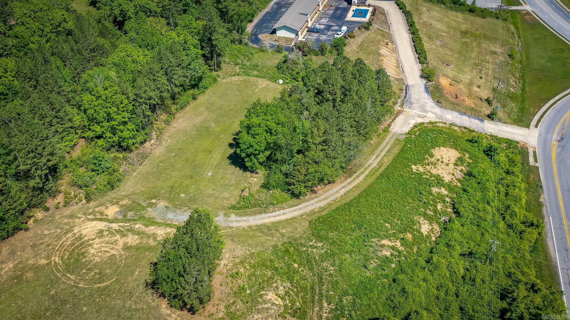 01C Clinton City - Land