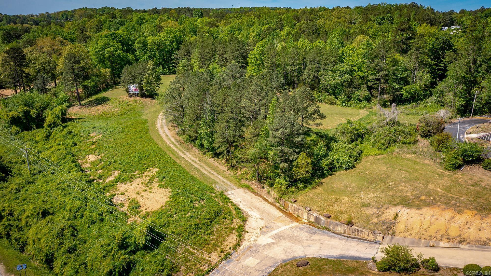 01C Clinton City - Land