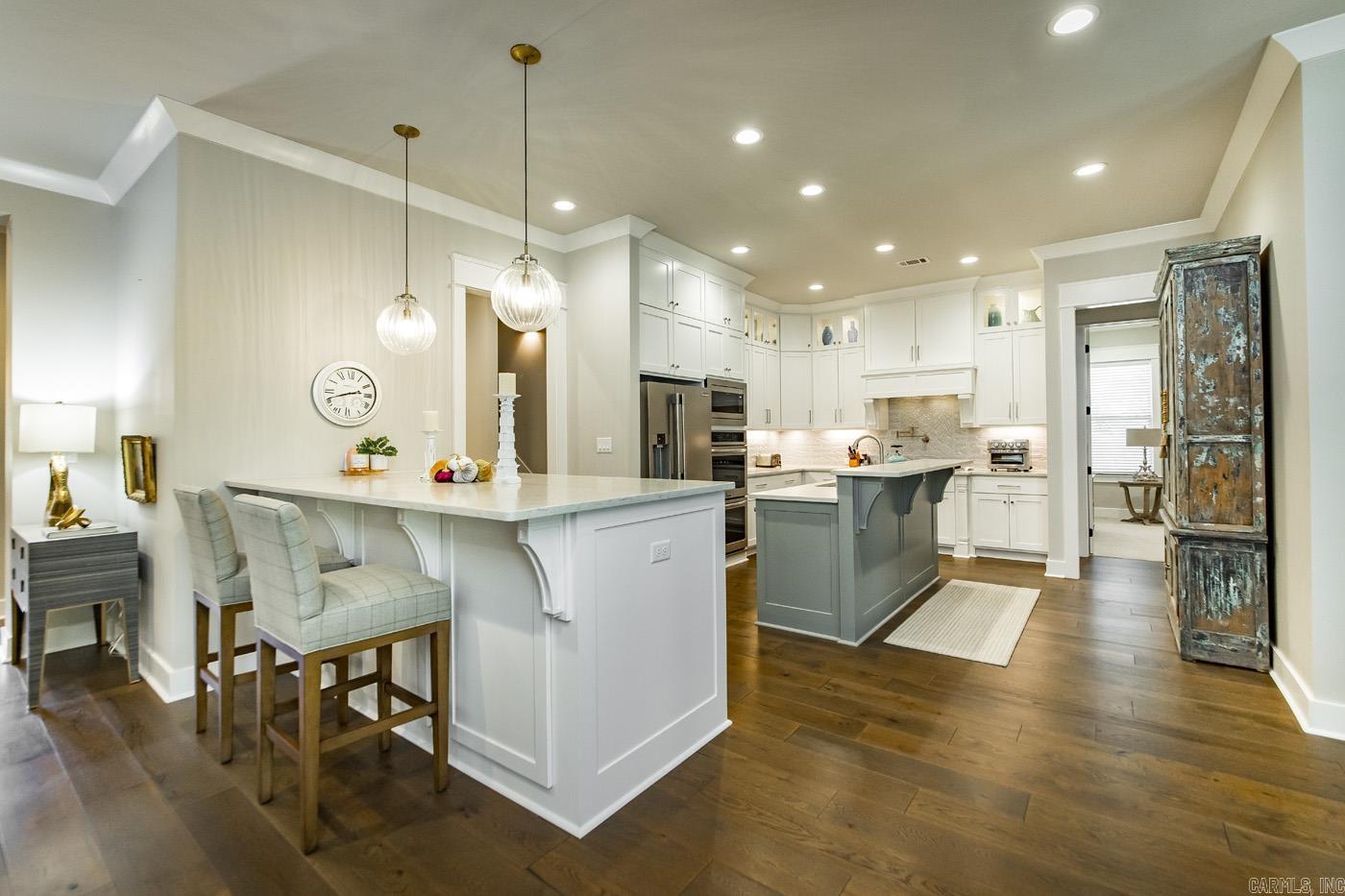CHENAL VALLEY "ENSBURY PLACE" - Residential