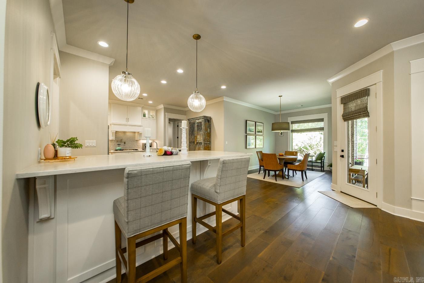 CHENAL VALLEY "ENSBURY PLACE" - Residential