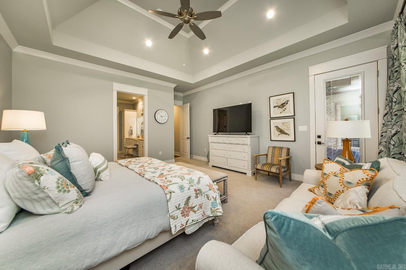 CHENAL VALLEY "ENSBURY PLACE" - Residential