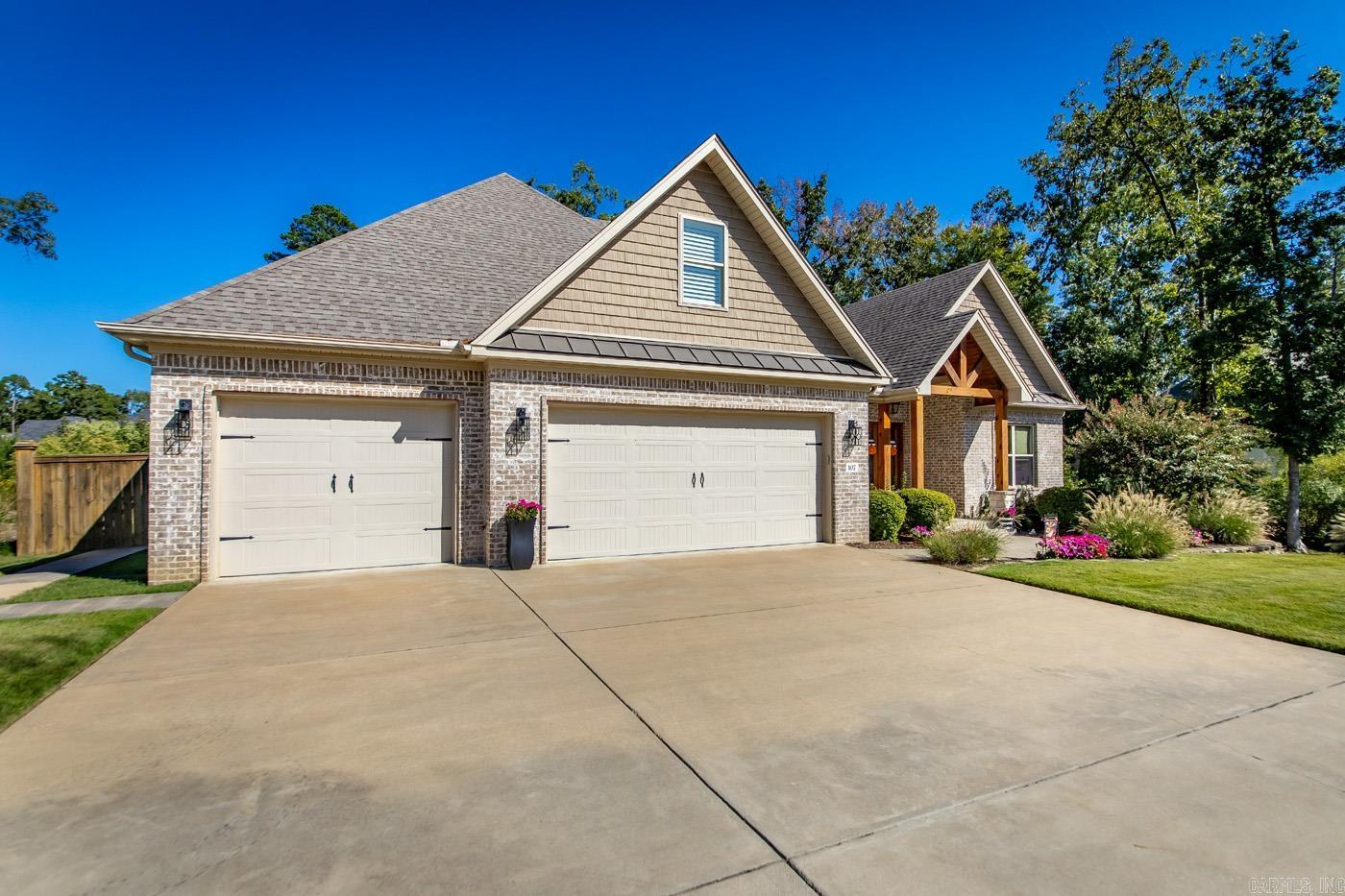 CHENAL VALLEY "ENSBURY PLACE" - Residential