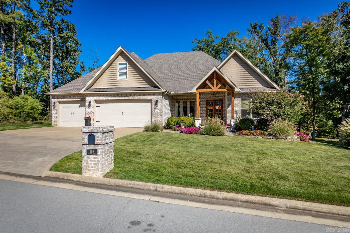 CHENAL VALLEY "ENSBURY PLACE" - Residential