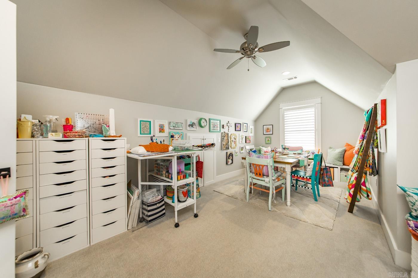 CHENAL VALLEY "ENSBURY PLACE" - Residential