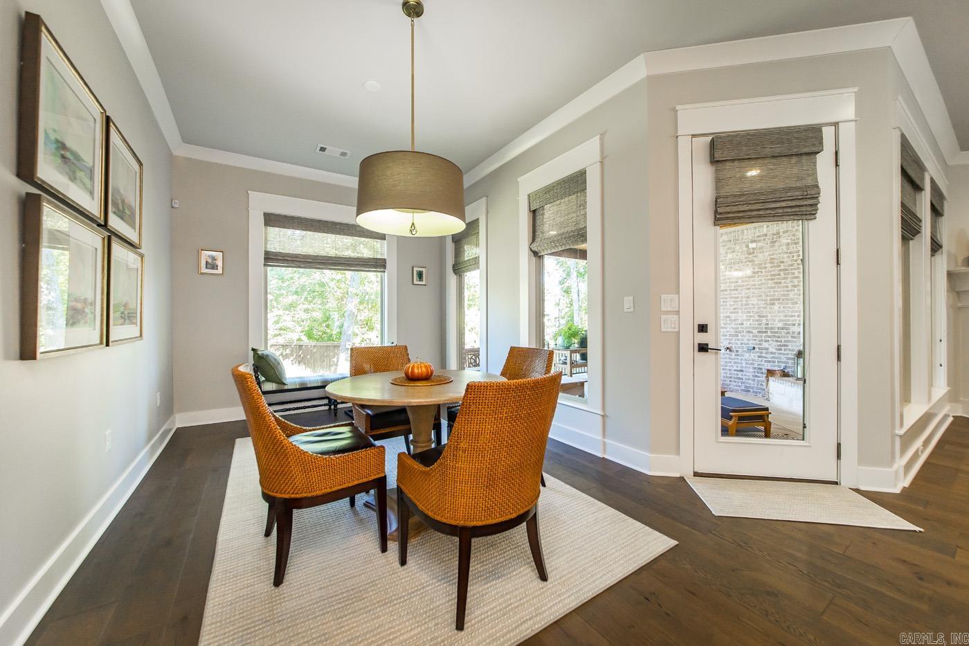 CHENAL VALLEY "ENSBURY PLACE" - Residential