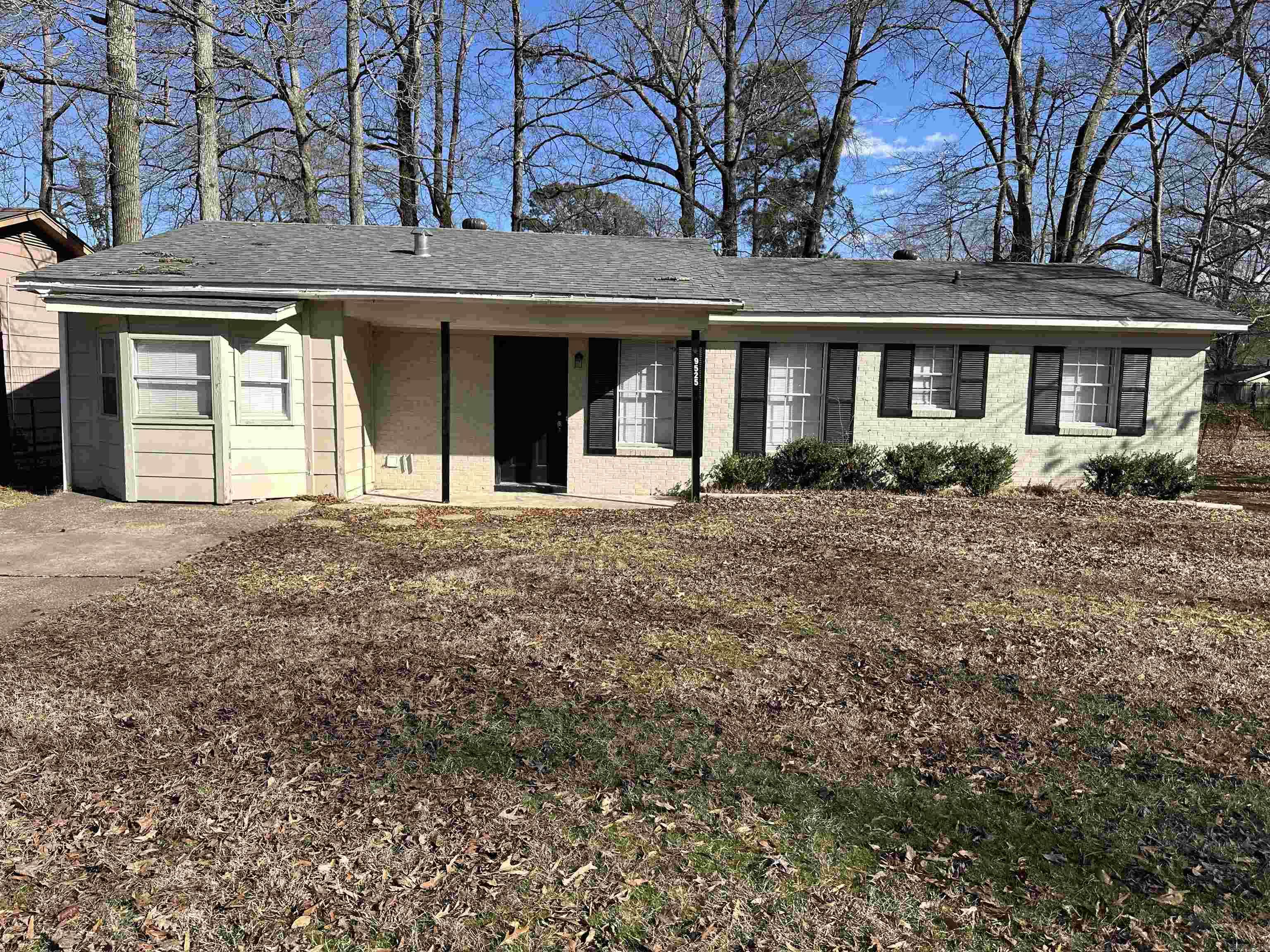 American Manor - Residential Lease