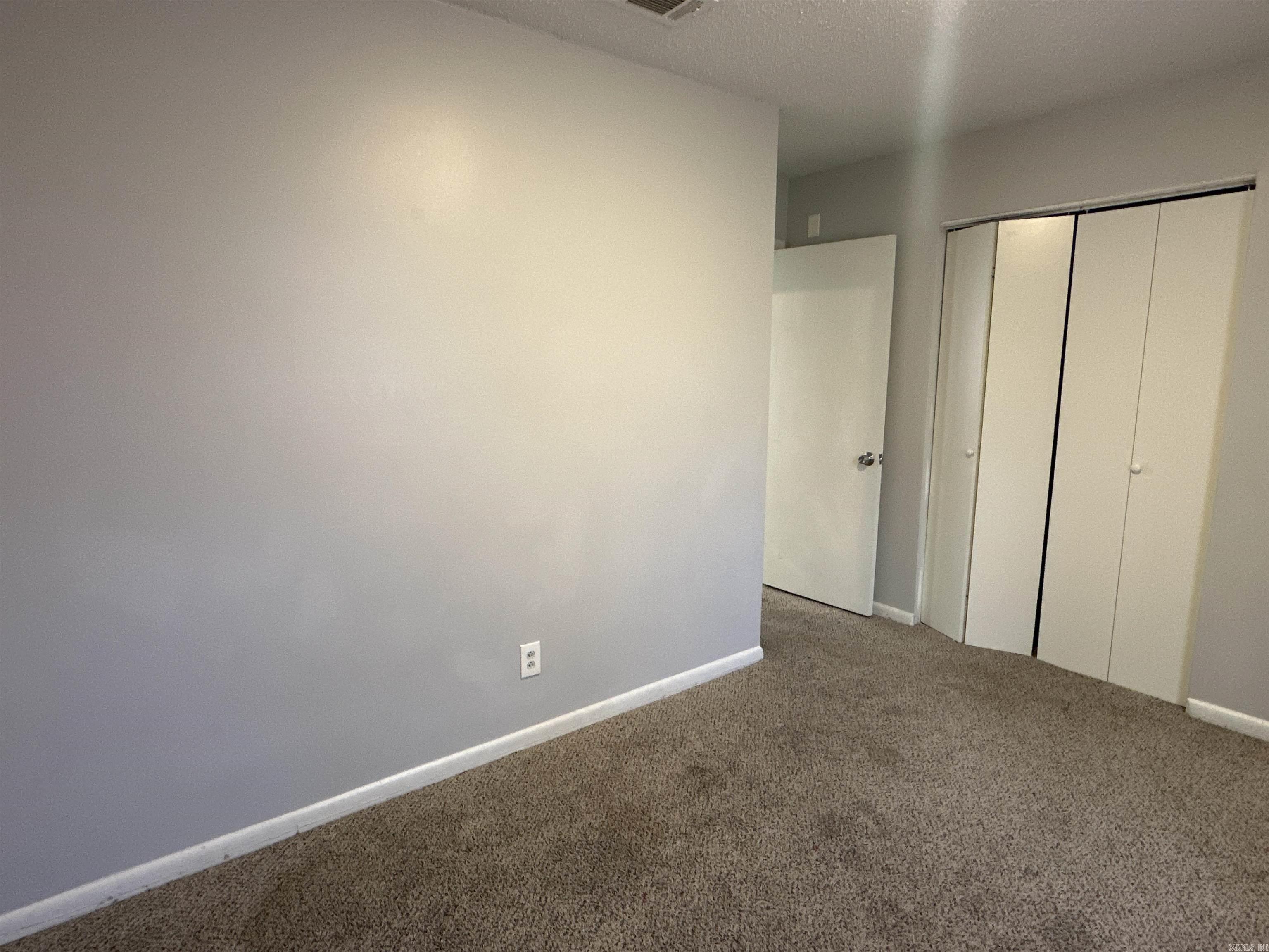 American Manor - Residential Lease