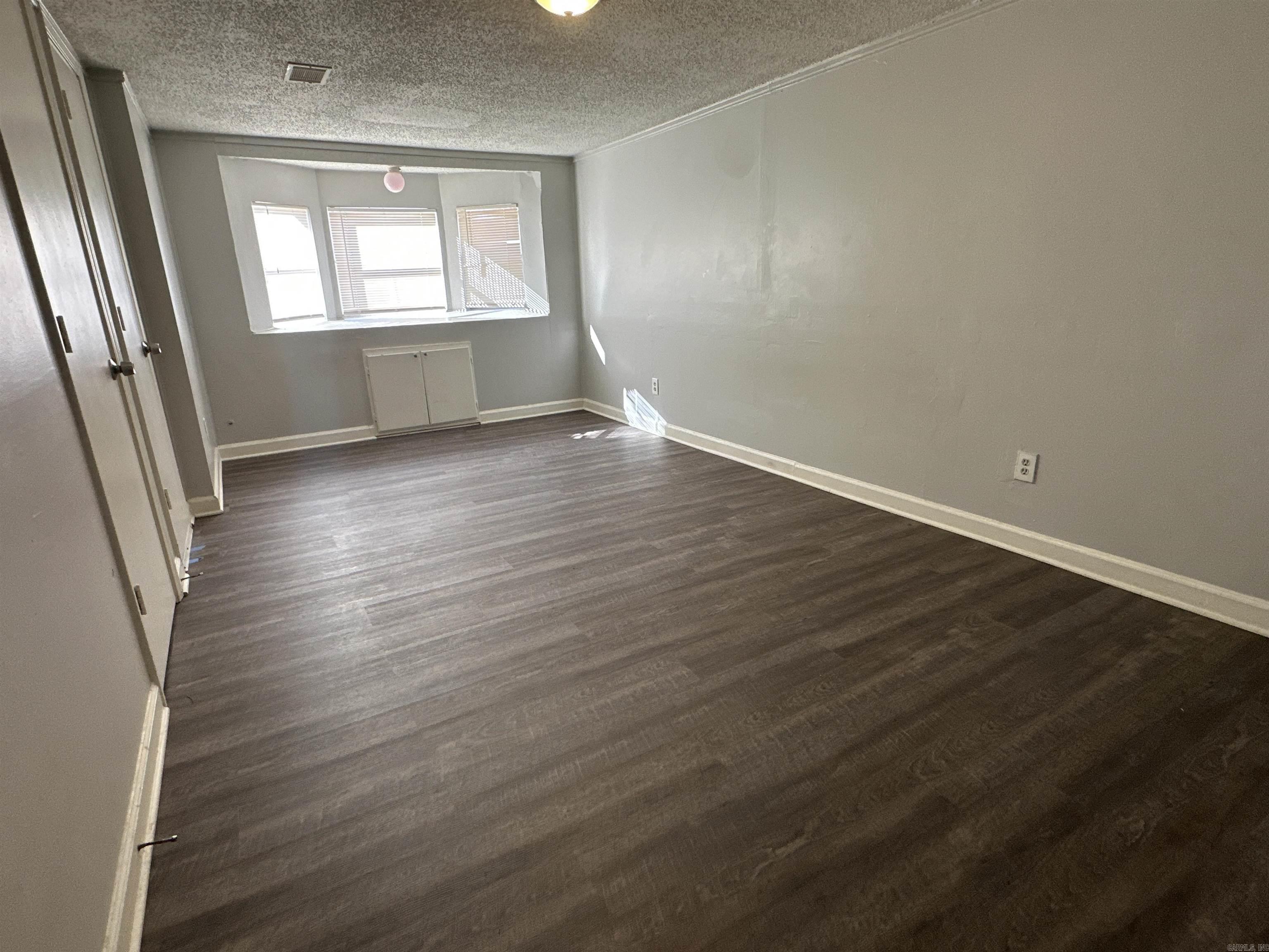 American Manor - Residential Lease