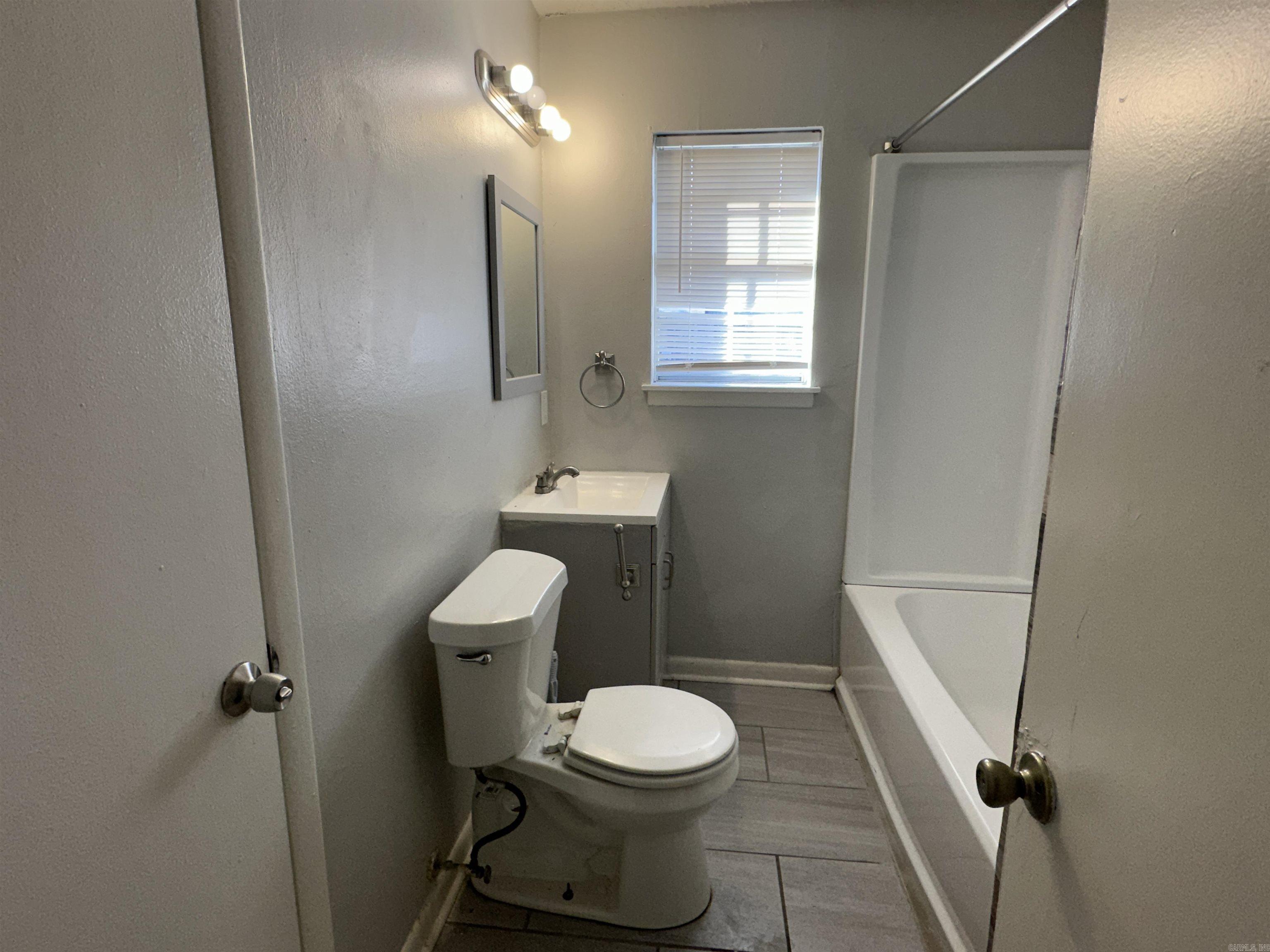 American Manor - Residential Lease