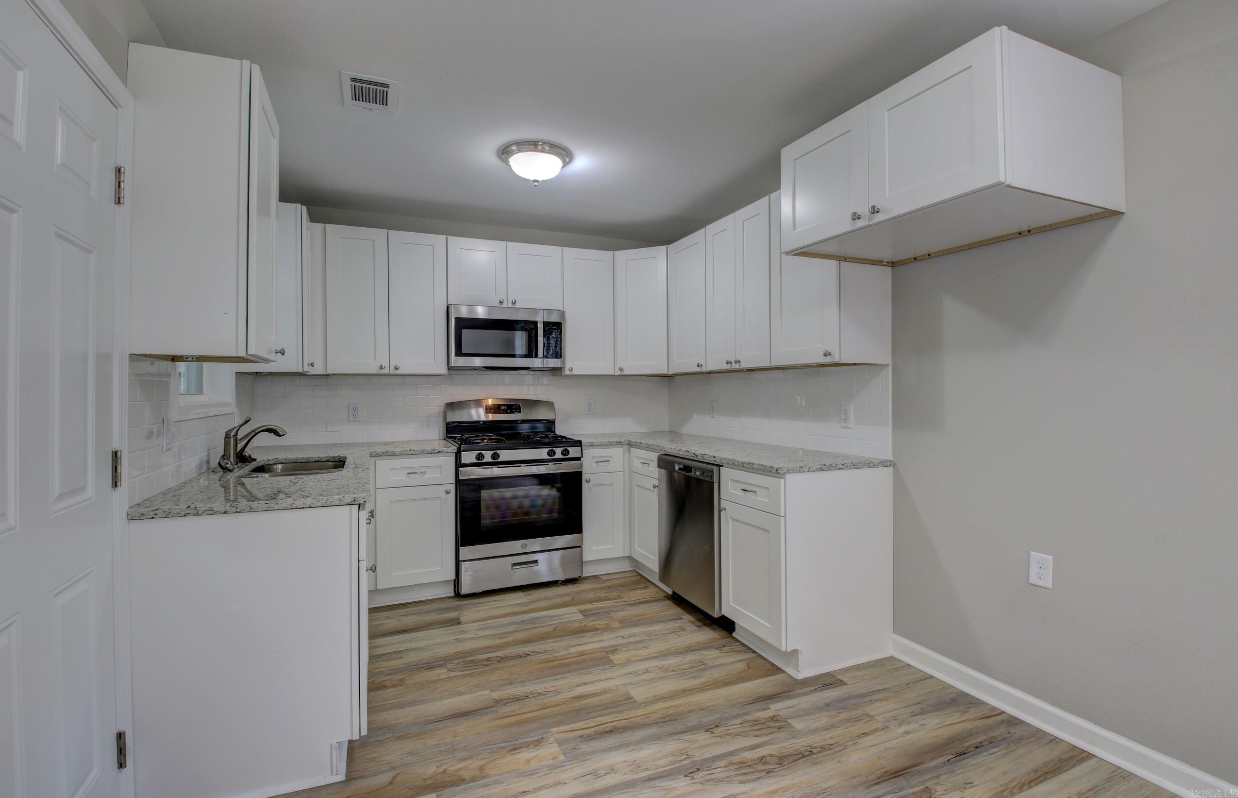 HARLTON ADDN - Residential